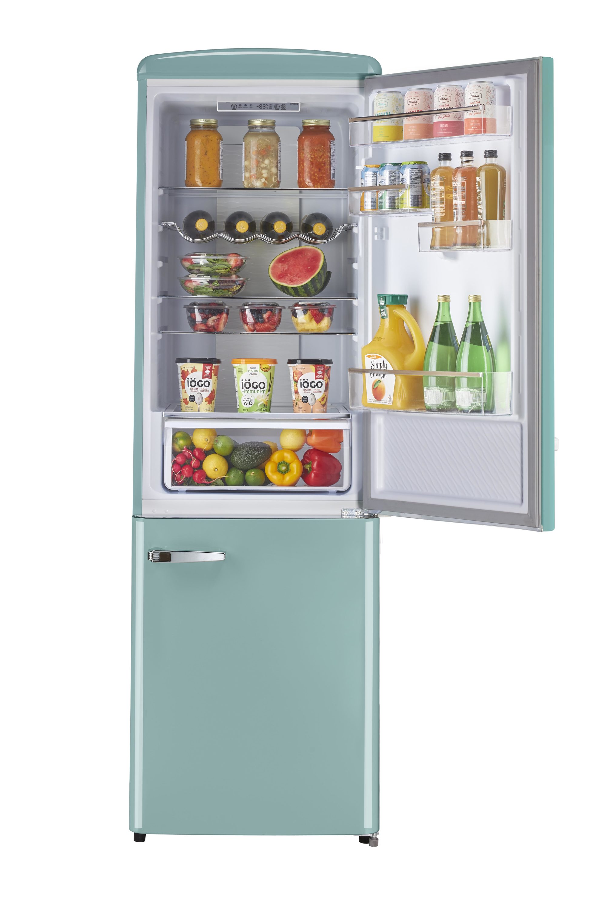 Refrigerador único de estilo clásico retro con congelador inferior de 11.7 pies cúbicos de profundidad de mostrador en color Ocean Mist Turquesa, certificado ENERGY STAR UGP-330L T AC.