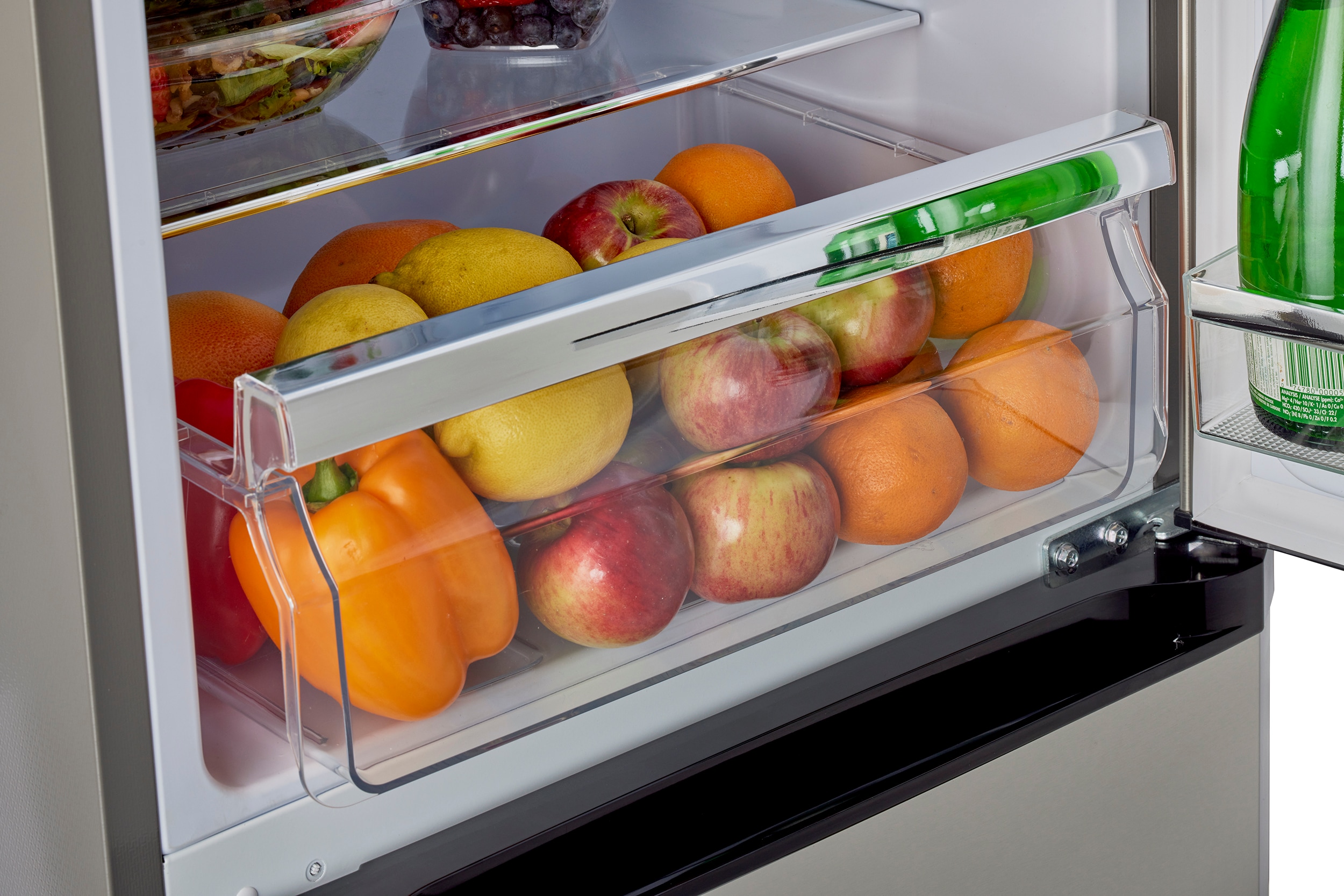 Refrigerador de Acero Inoxidable con Congelador Inferior de Profundidad al Mostrador de 8.7 Pies Cúbicos de Prestigio Único - Certificado ENERGY STAR