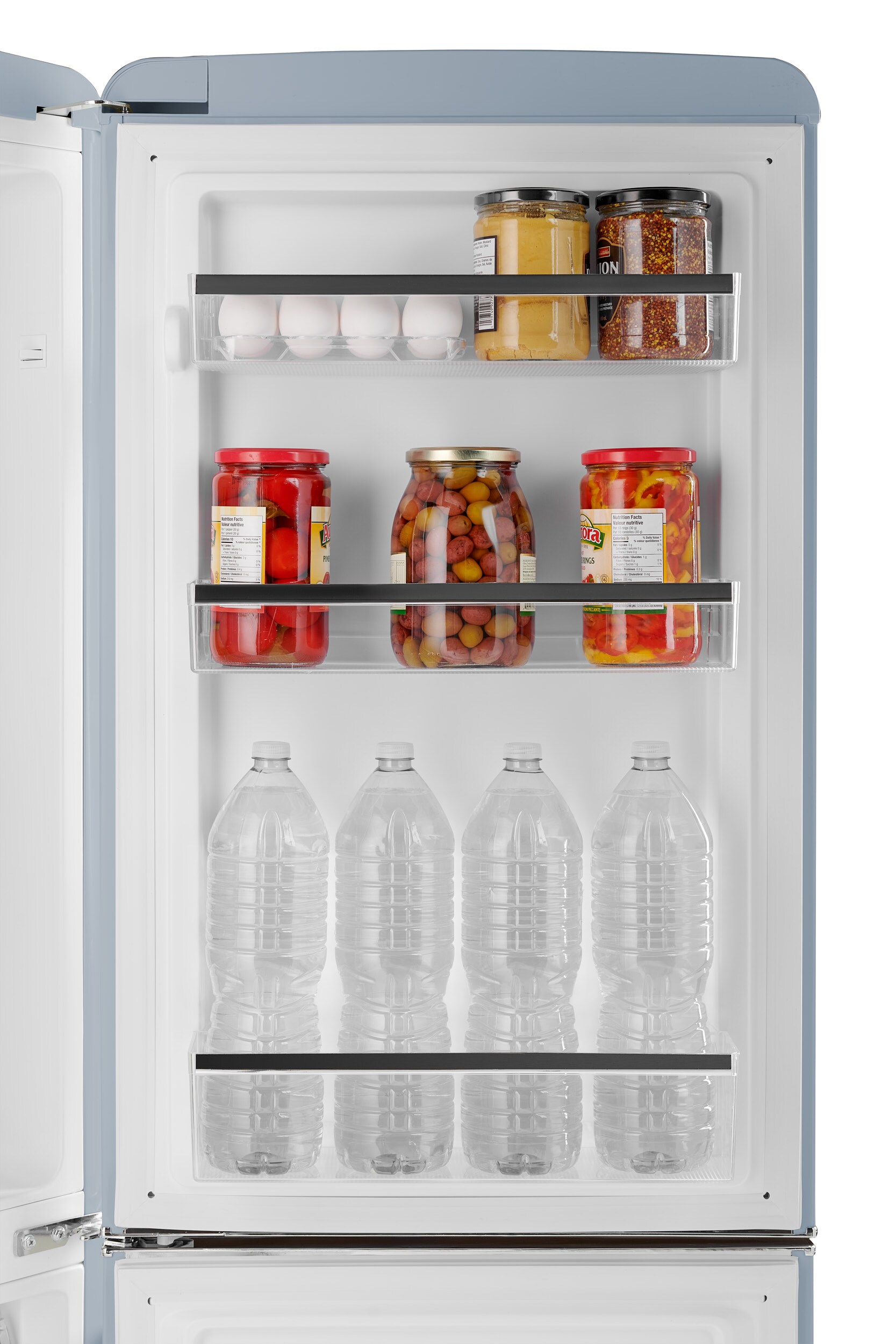 Refrigerador Retro FF1 de 7 pies cúbicos con congelador inferior de profundidad estándar en color azul claro con certificación ENERGY STAR