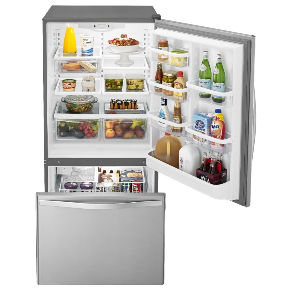 Refrigerador con Congelador Inferior de 22.07 pies cúbicos y Fabricador de Hielo en Acero Inoxidable Certificado por ENERGY STAR