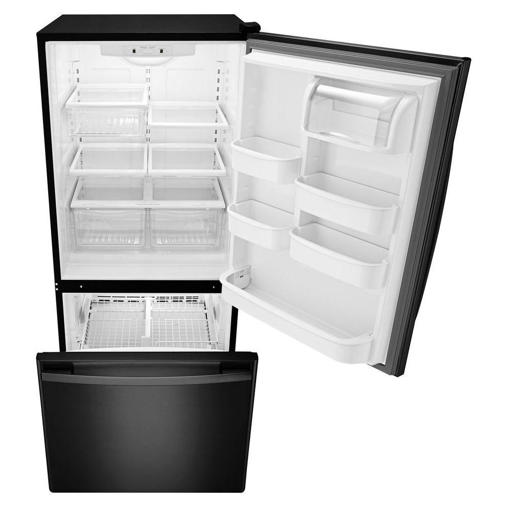 Refrigerador con congelador inferior de profundidad estándar de 18.6 pies cúbicos Amana, con opción de fabricador de hielo (se vende por separado) (Negro) ABB1924BRB