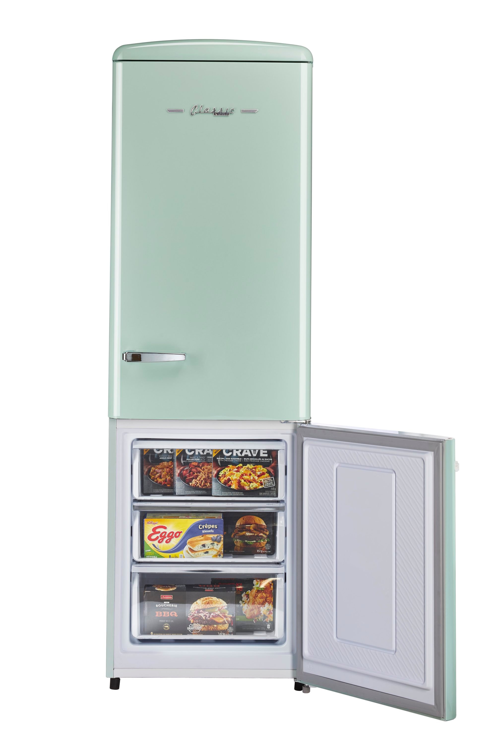 Refrigerador único clásico retro de 11.7 pies cúbicos con congelador inferior de profundidad de mostrador en verde menta veraniego (certificado ENERGY STAR) UGP-330L LG AC