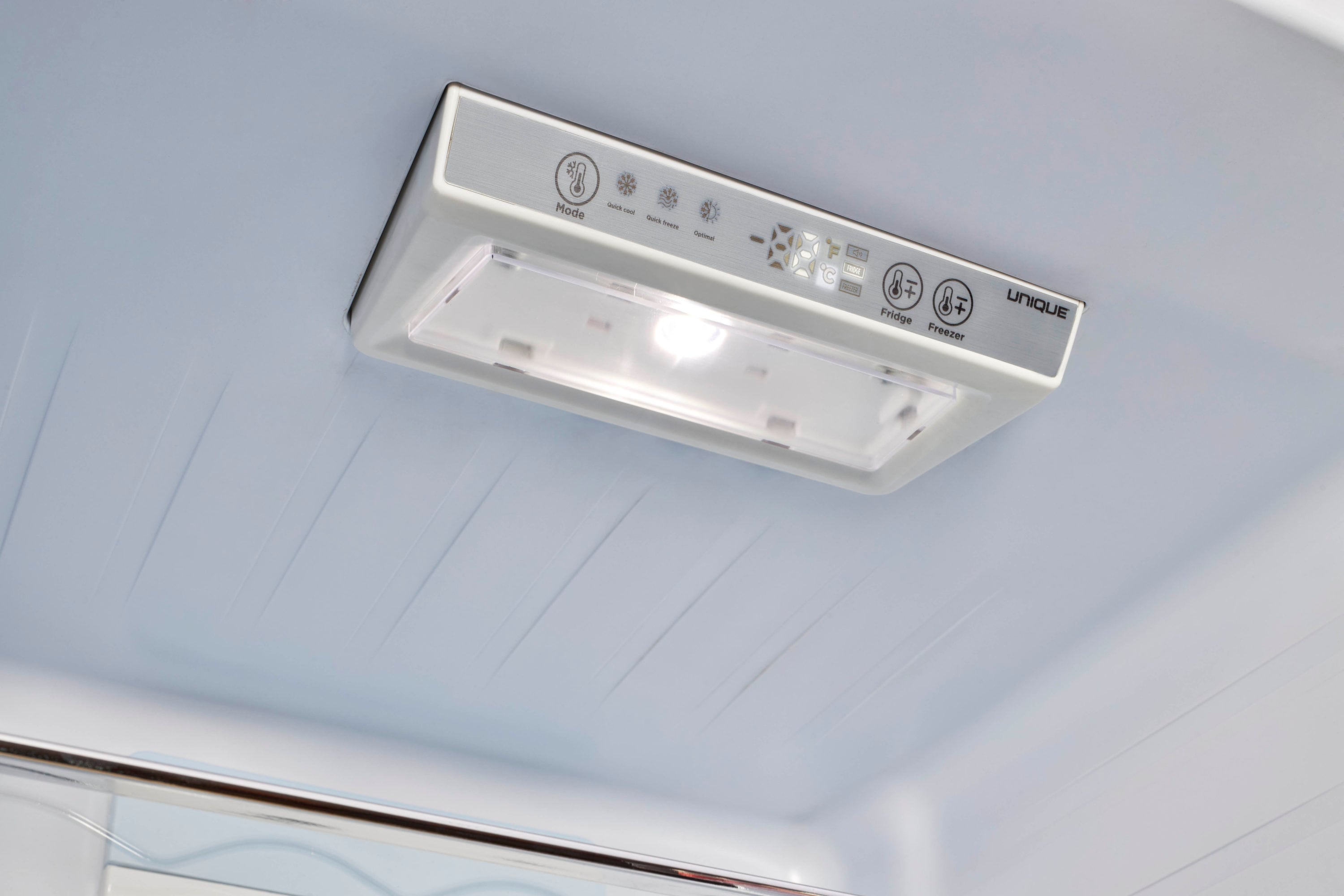 Refrigerador único clásico retro de 11.7 pies cúbicos con congelador inferior de profundidad de mostrador en verde menta veraniego (certificado ENERGY STAR) UGP-330L LG AC