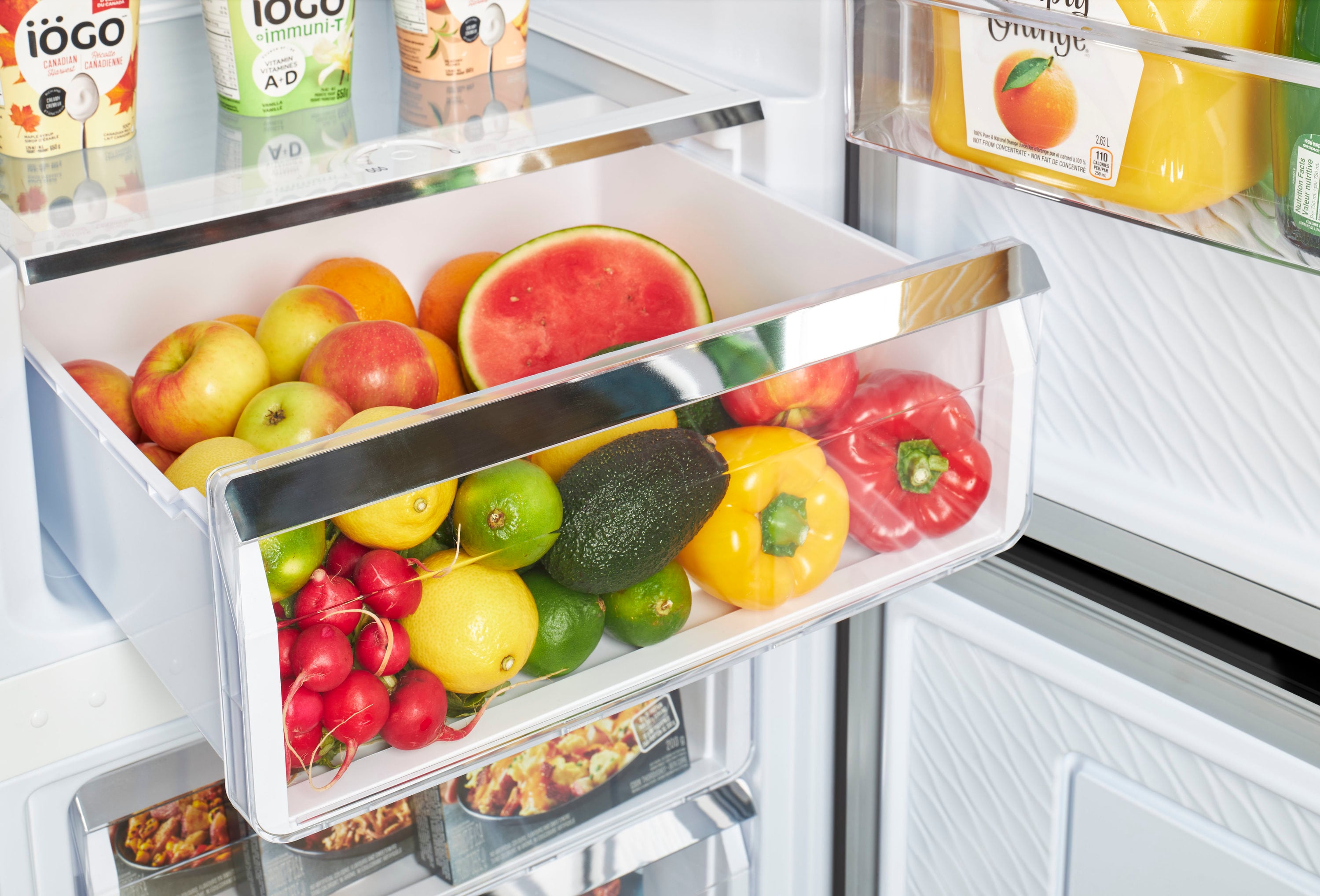Refrigerador Retro Clásico ÚNICO de 11.7 pies cúbicos con congelador inferior de profundidad de mostrador en Negro Medianoche - Certificado ENERGY STAR