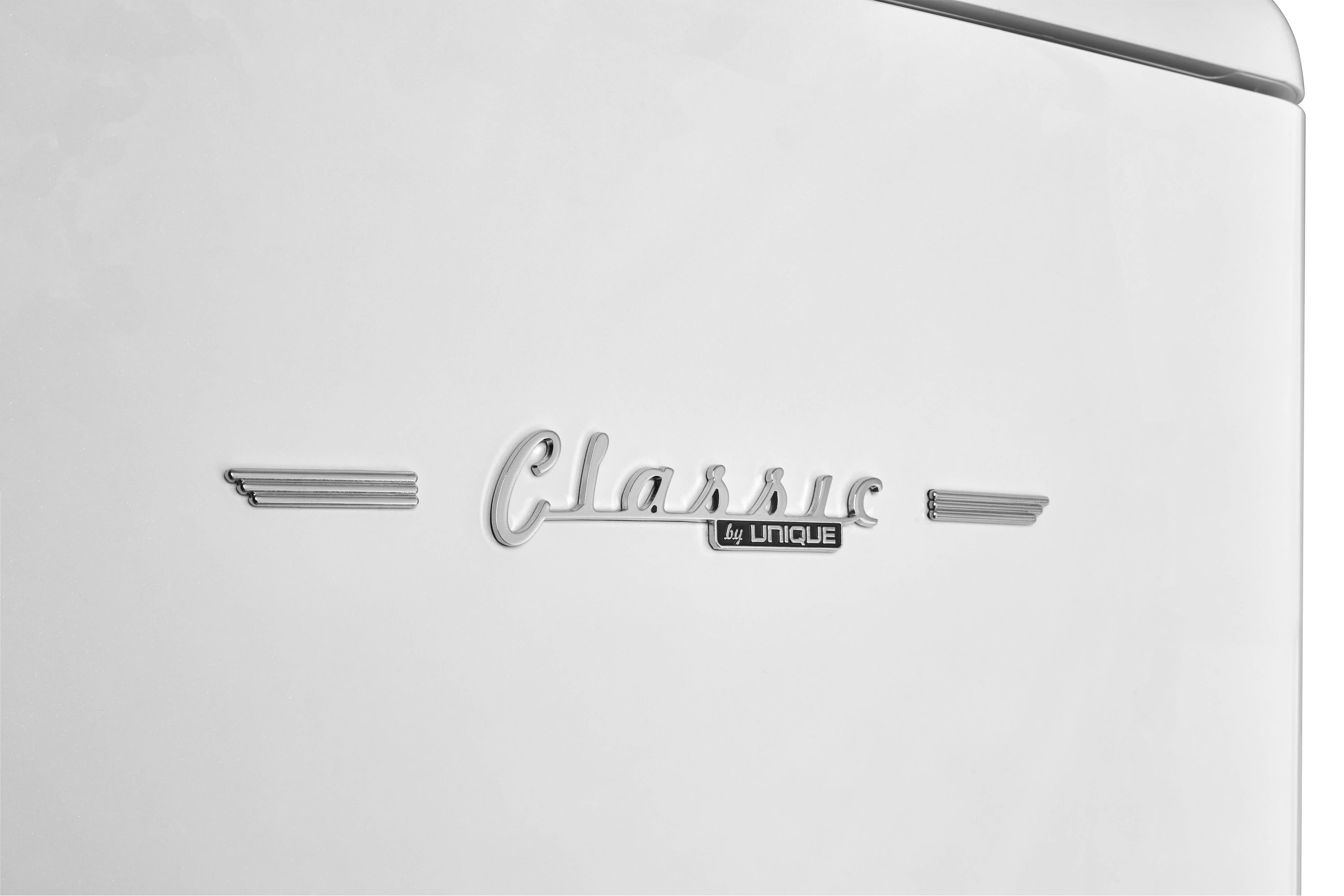 Refrigerador Retro Clásico ÚNICO de 11.7 pies cúbicos con congelador inferior de profundidad de mostrador en color Malvavisco Blanco - Certificado ENERGY STAR UGP-330L W AC