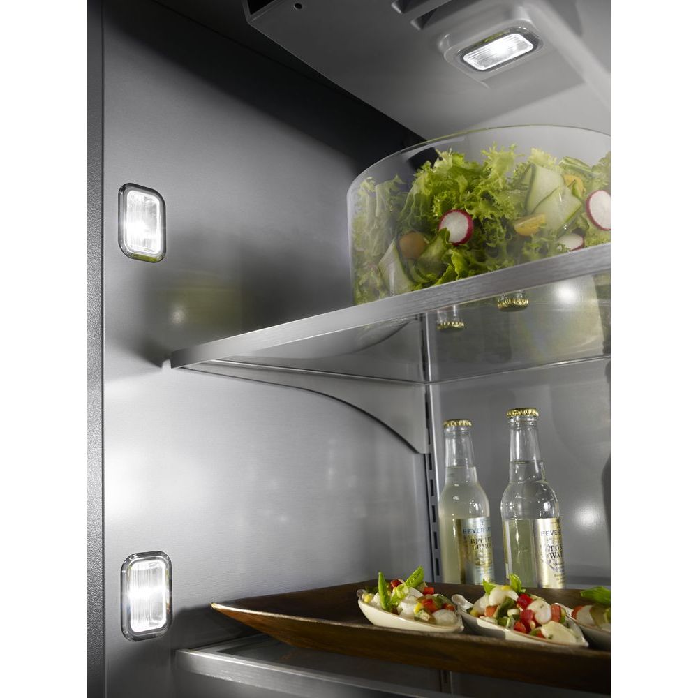 Refrigerador empotrado de fondo con congelador inferior de 20.9 pies cúbicos de KitchenAid con máquina de hielo (Acero inoxidable) Certificado ENERGY STAR KBBR306ESS