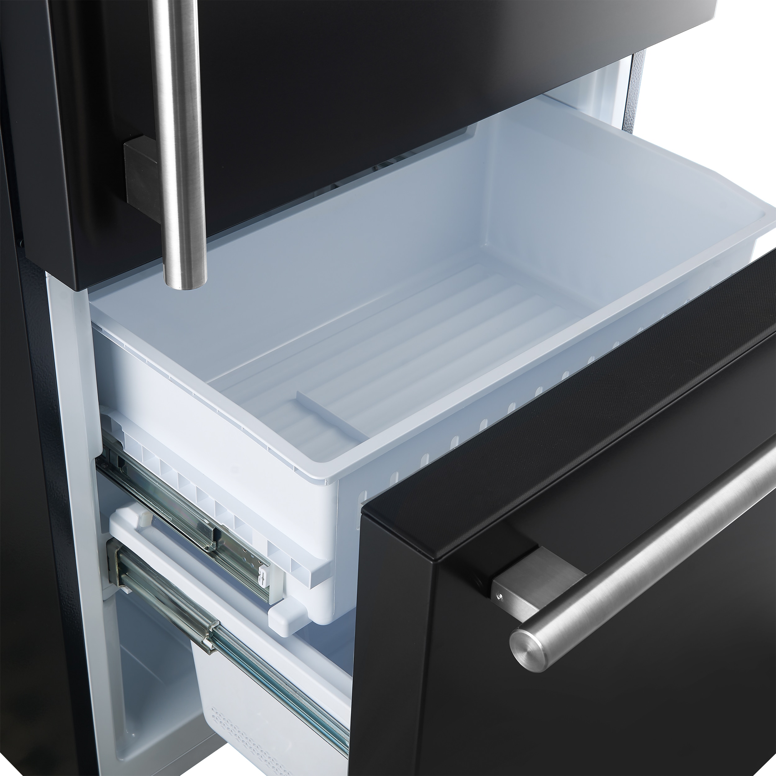 Refrigerador de fondo congelador de estilo italiano FORNO Milano Espresso de 17.2 pies cúbicos en color negro con certificación ENERGY STAR FFFFD1785-31BLK