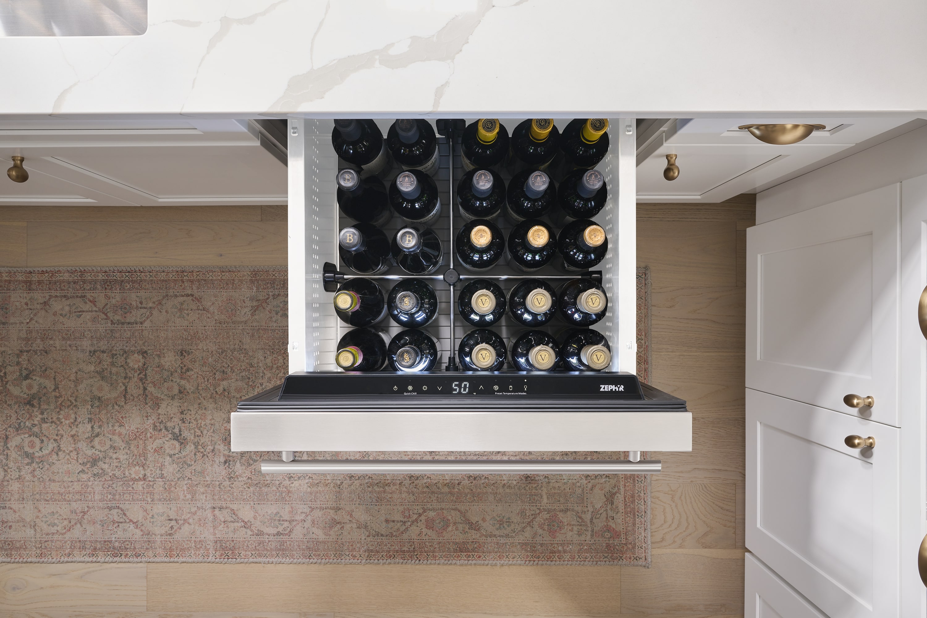 Refrigerador empotrado de 24 pulgadas con 2 cajones de acero inoxidable de zona única por Zephyr Presrv