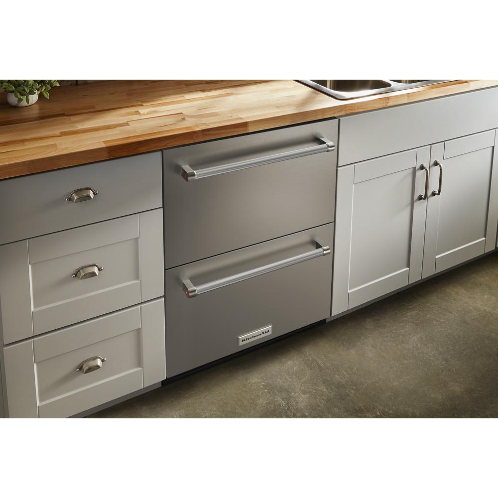 Refrigerador empotrado de 24 pulgadas con 2 cajones de KitchenAid (acero inoxidable) KUDR204KSB