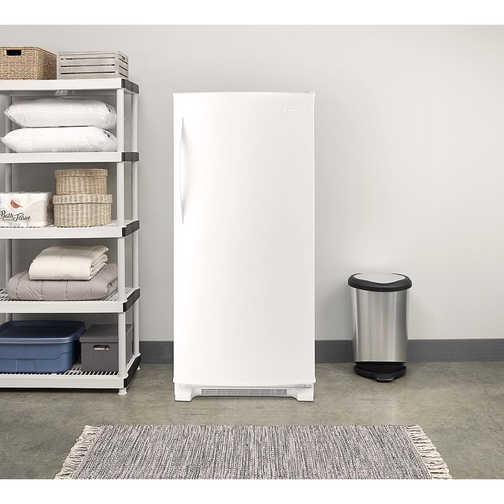 Refrigerador sin congelador Garaje Listo de 17.7 pies cúbicos Whirlpool (Blanco) ENERGY STAR WRR56X18FW