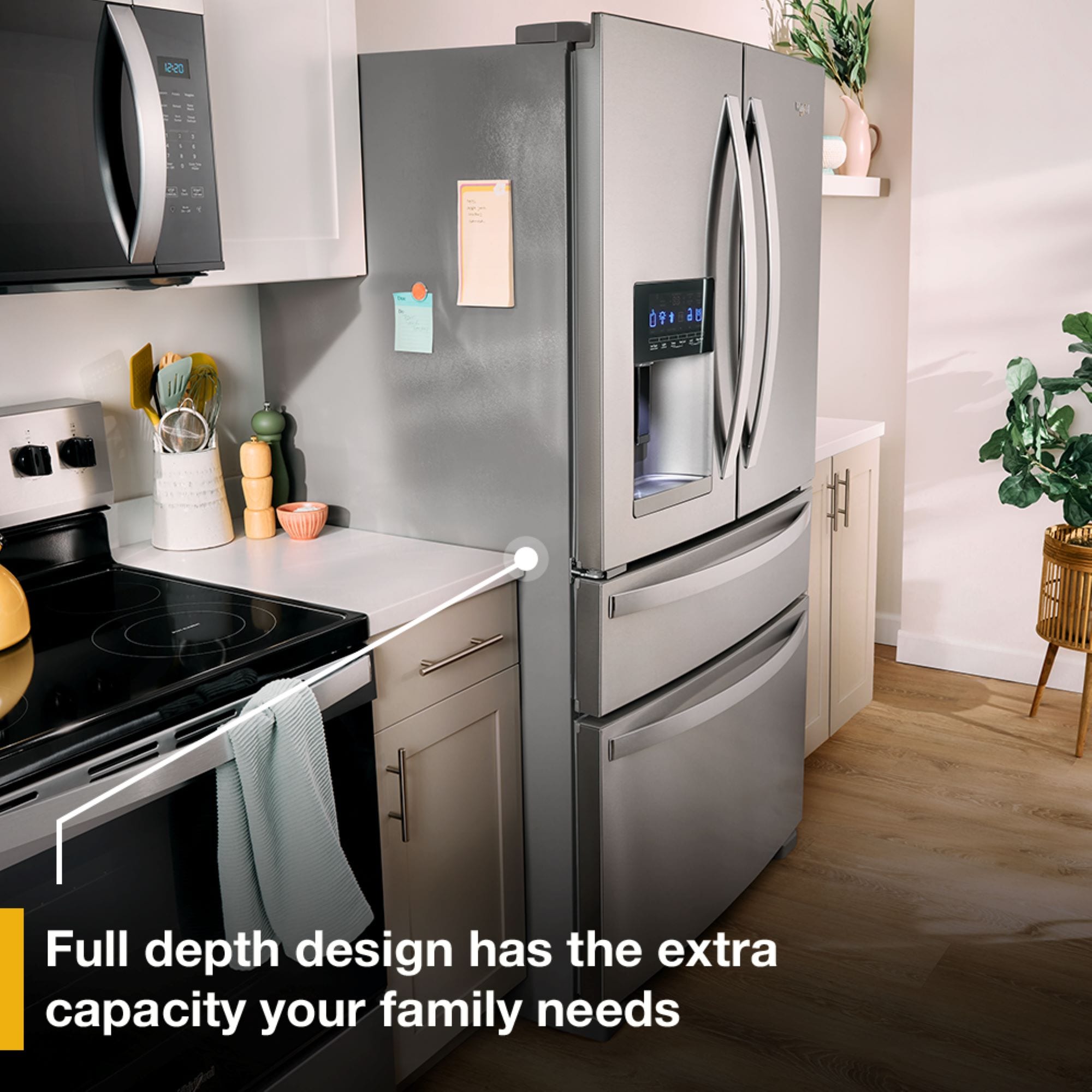 Refrigerador Francés de Tres Puertas con Hielera y Certificación ENERGY STAR de 25.2 pies cúbicos de Profundidad Estándar (Negro) Whirlpool WRFF3236RB