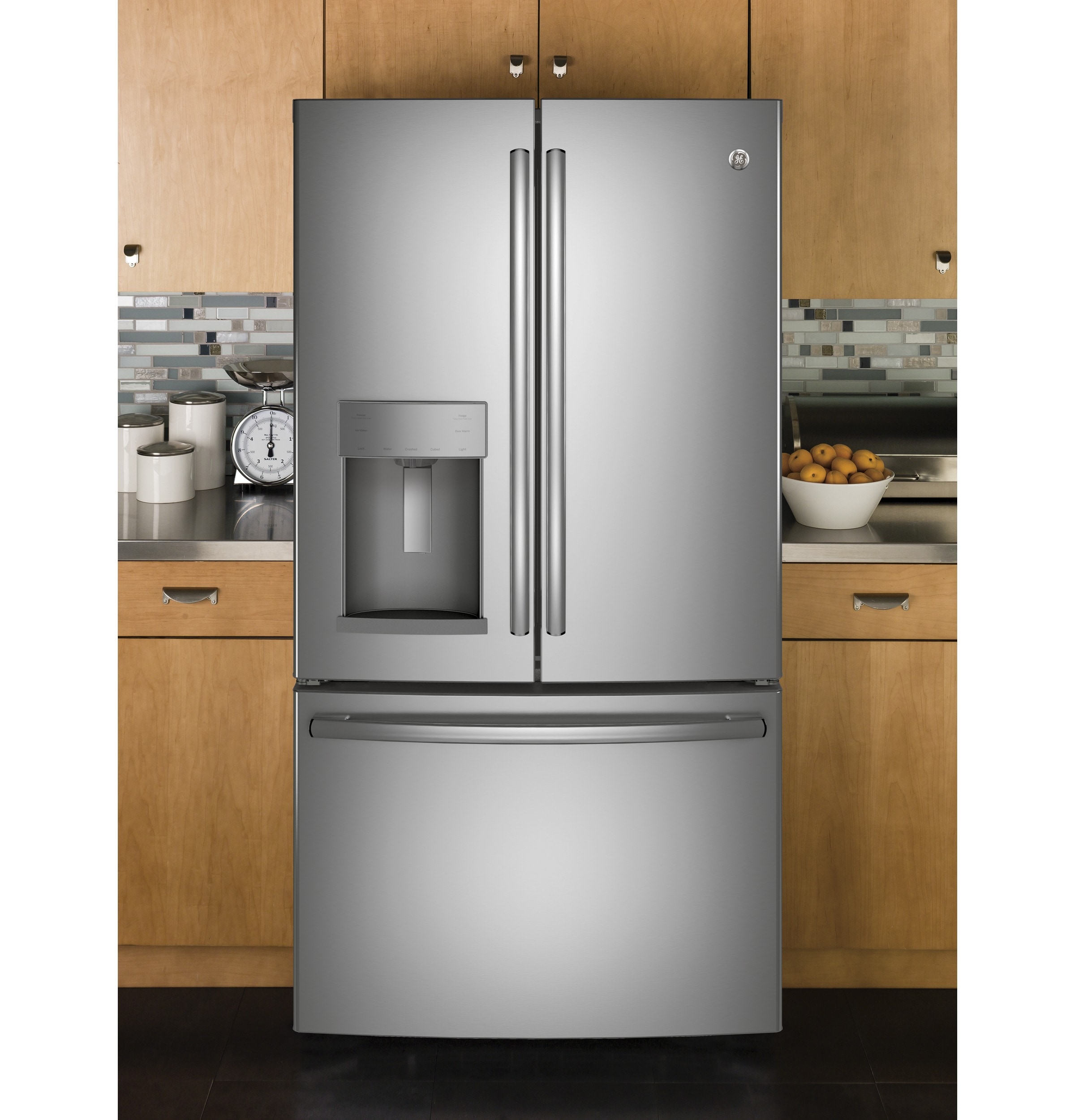 Refrigerador de Puerta Francesa de 3 Puertas de GE de 27.7 pies cúbicos de profundidad estándar con fabricador de hielo, dispensador de agua y hielo (Acero inoxidable) Certificado ENERGY STAR GFE28GYNFS
