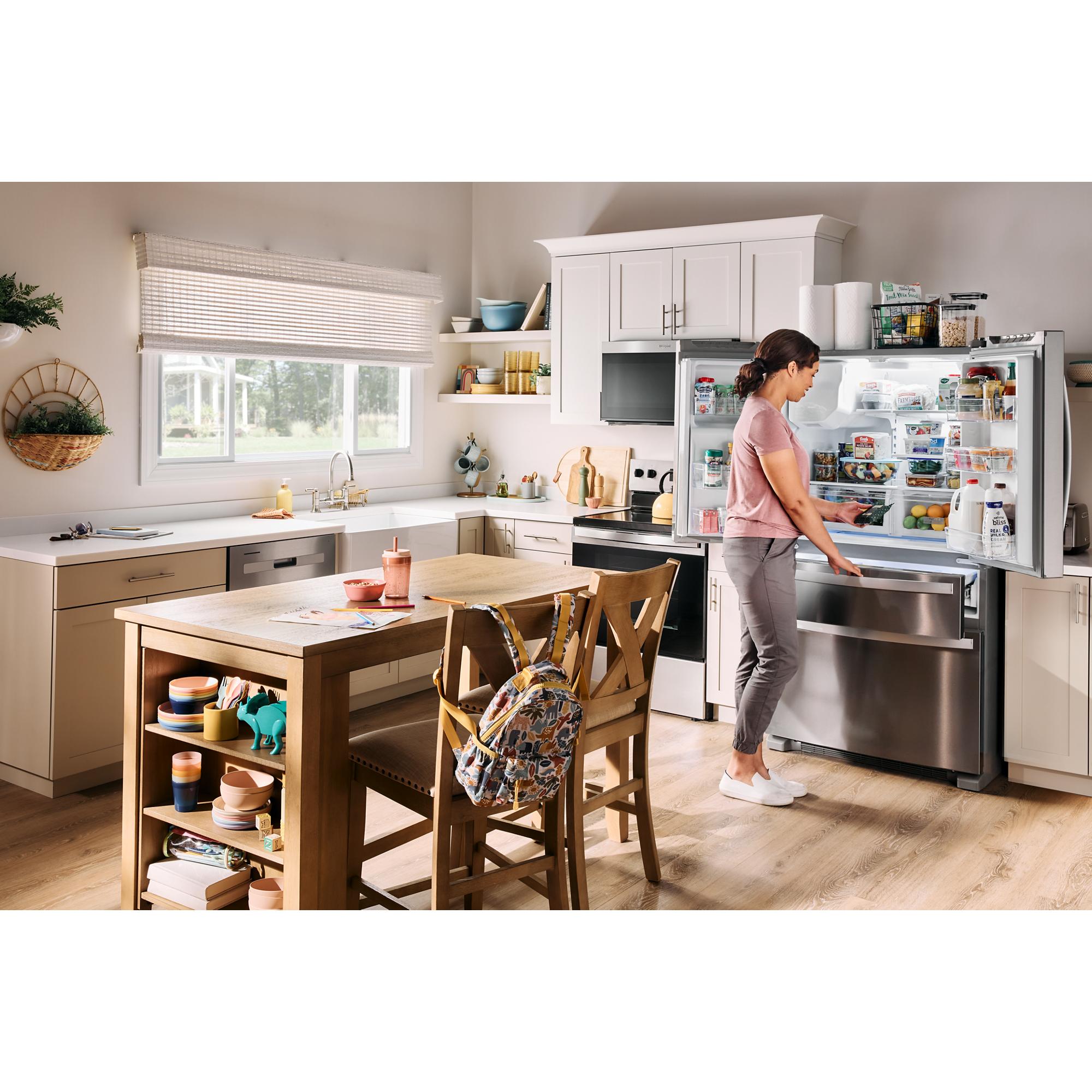 Refrigerador French Door de 4 puertas de profundidad estándar de 24.5 pies cúbicos con fabricador de hielo y dispensador de agua y hielo (Acero inoxidable negro) Certificado ENERGY STAR WRMF3636RV