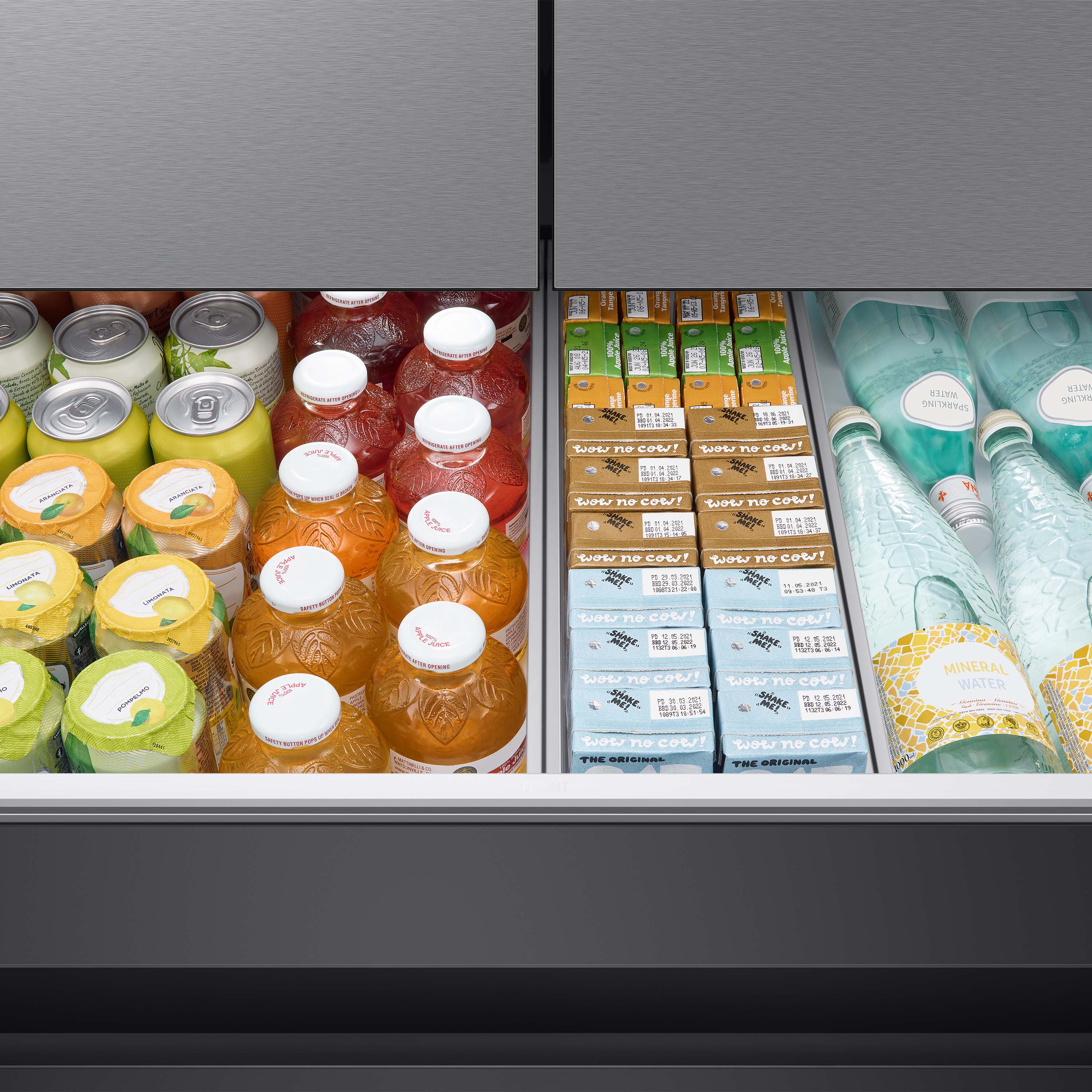 Refrigerador francés de puerta doble inteligente, con fabricador de hielo doble y dispensador de agua, resistente a las huellas dactilares, certificado ENERGY STAR - Samsung Bespoke Profundidad Estándar 28.8 pies cúbicos de capacidad con Puerta dentro de Puerta.