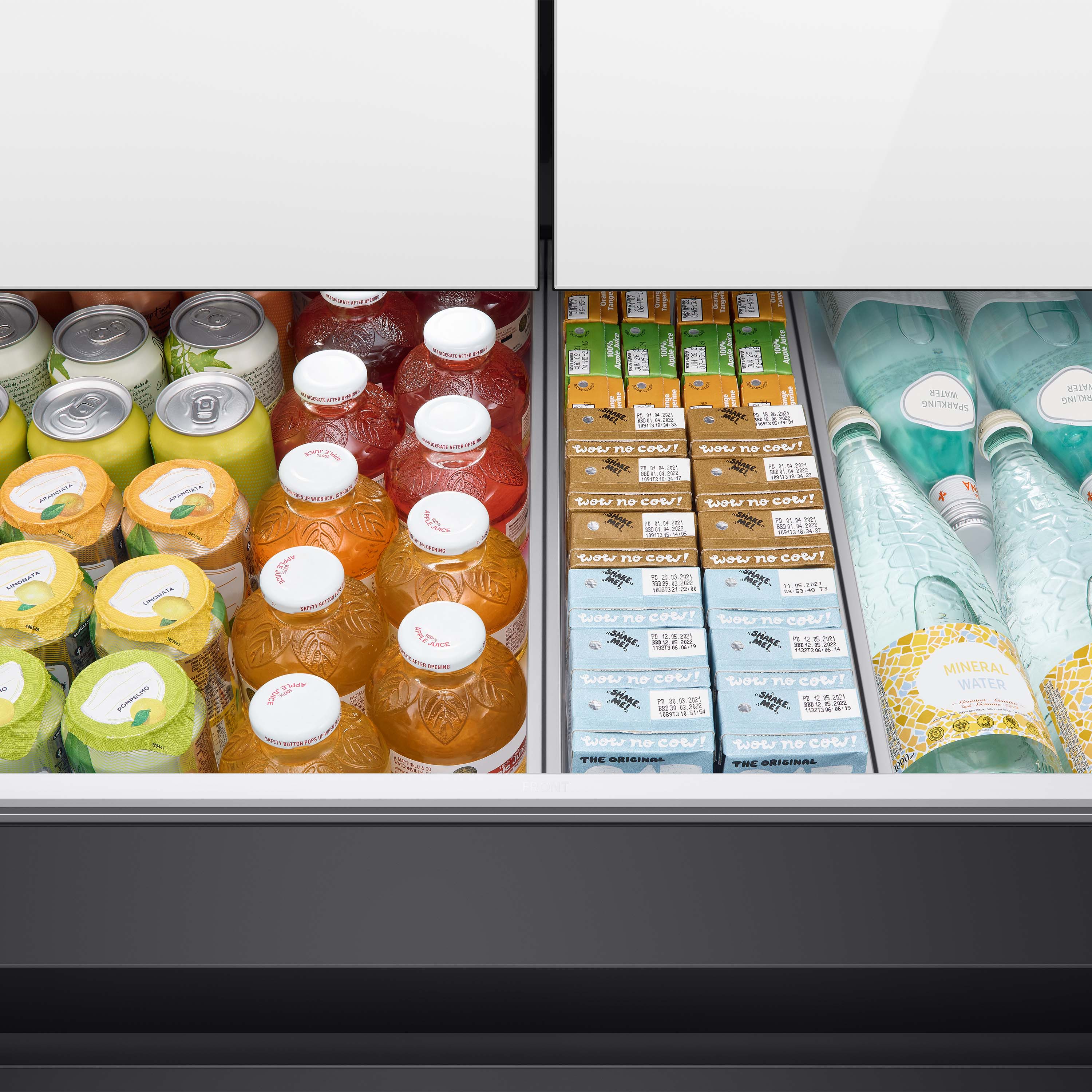 Refrigerador Francés Samsung Bespoke de 28.8 pies cúbicos de profundidad estándar con tecnología inteligente, doble fabricador de hielo, dispensador de agua y puerta adicional (vidrio blanco - todos los paneles) Certificado ENERGY STAR RF29BB860012