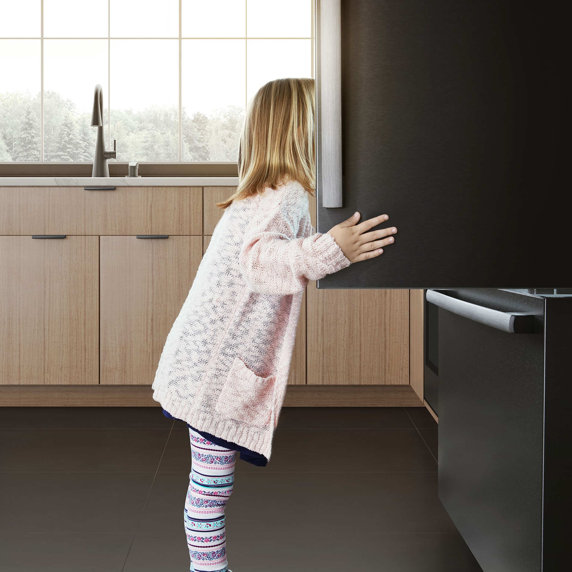 Refrigerador de puerta francesa de 3 puertas Bosch Serie 800 de 21 pies cúbicos de profundidad de mostrador con fabricador de hielo y dispensador de agua (Acero inoxidable negro) Certificado ENERGY STAR B36CT80SNB