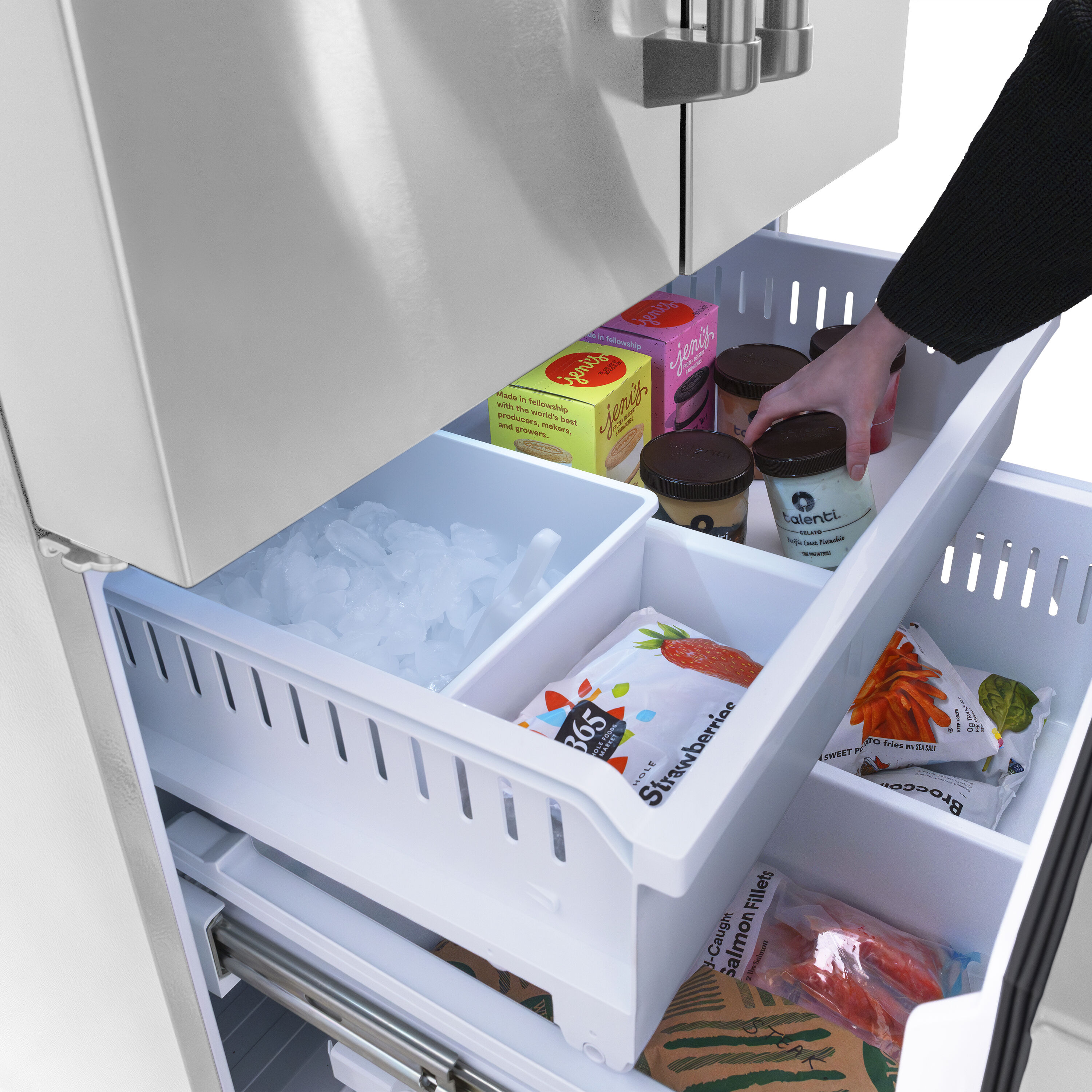 Refrigerador de puertas francesas de 3 puertas con doble fabricador de hielo y dispensador de agua y hielo (Acero inoxidable con mango de acero inoxidable) ENERGY STAR Certificado de ZLINE KITCHEN & BATH Profundidad estándar de 28.9 pies cúbicos RSM-W-36