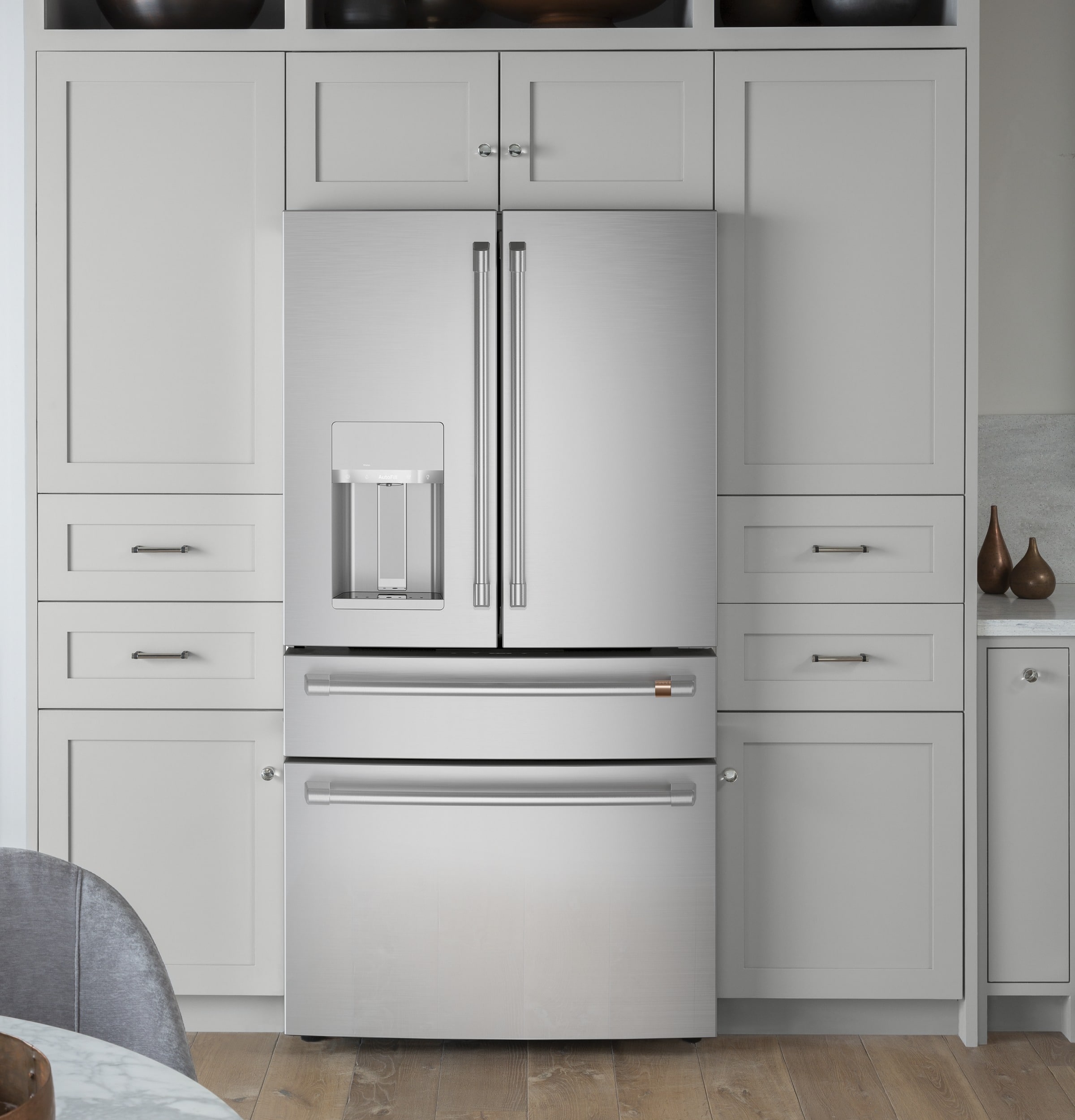 Refrigerador Francés de 4 Puertas de Profundidad Estándar de 27.8 pies cúbicos, Compatible con Smart, con Dispensador de Hielo y Agua ( Acero Inoxidable ) Certificado ENERGY STAR CVE28DP2NS1