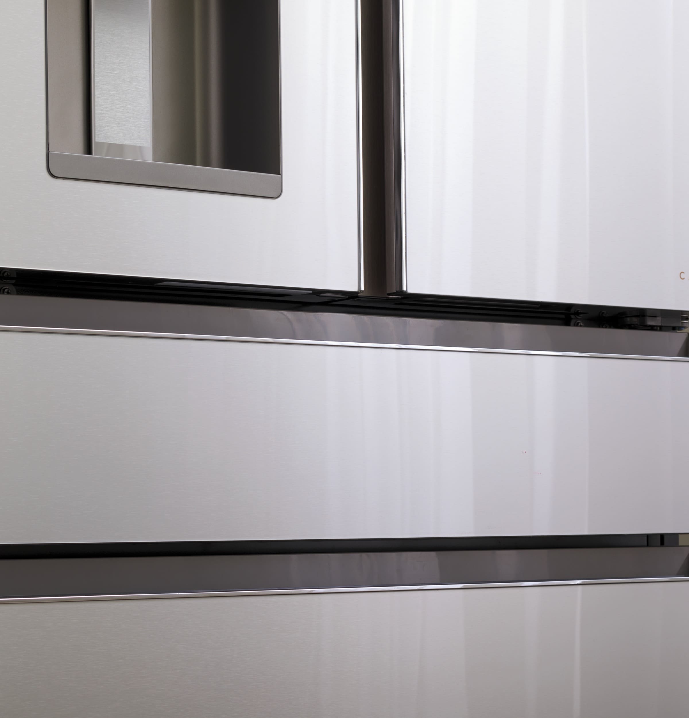 Refrigerador Francés de 4 puertas compatible con Smart, con dispensador de agua e hielo (vidrio platino) - Certificado ENERGY STAR de 27.8 pies cúbicos de profundidad estándar y moderno de vidrio.