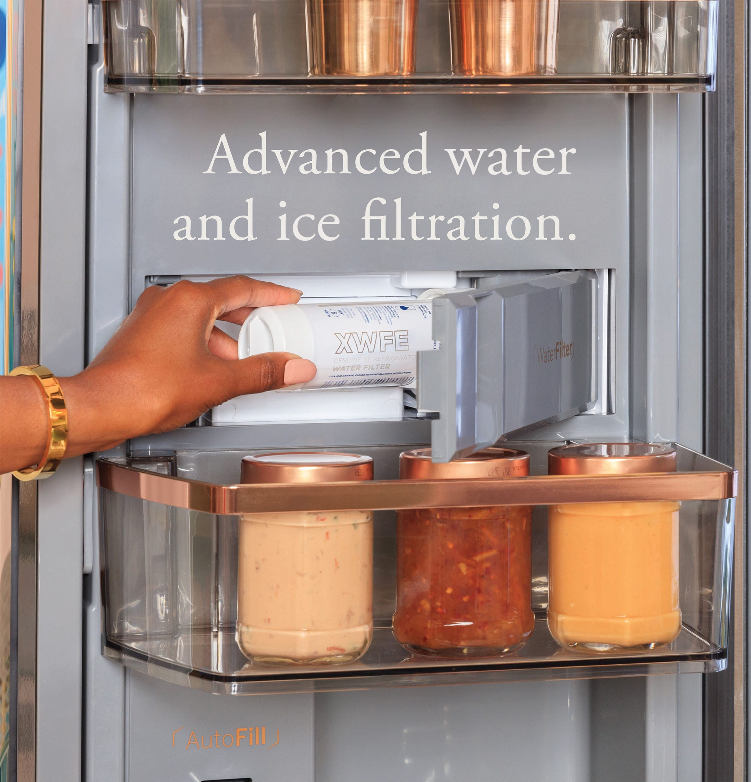 Refrigerador francés de puerta inteligente compatible con cafetería de 23.2 pies cúbicos de profundidad de mostrador con fabricador de hielo y dispensador de agua (vidrio platino) Certificado ENERGY STAR CJE23DM5WS5.