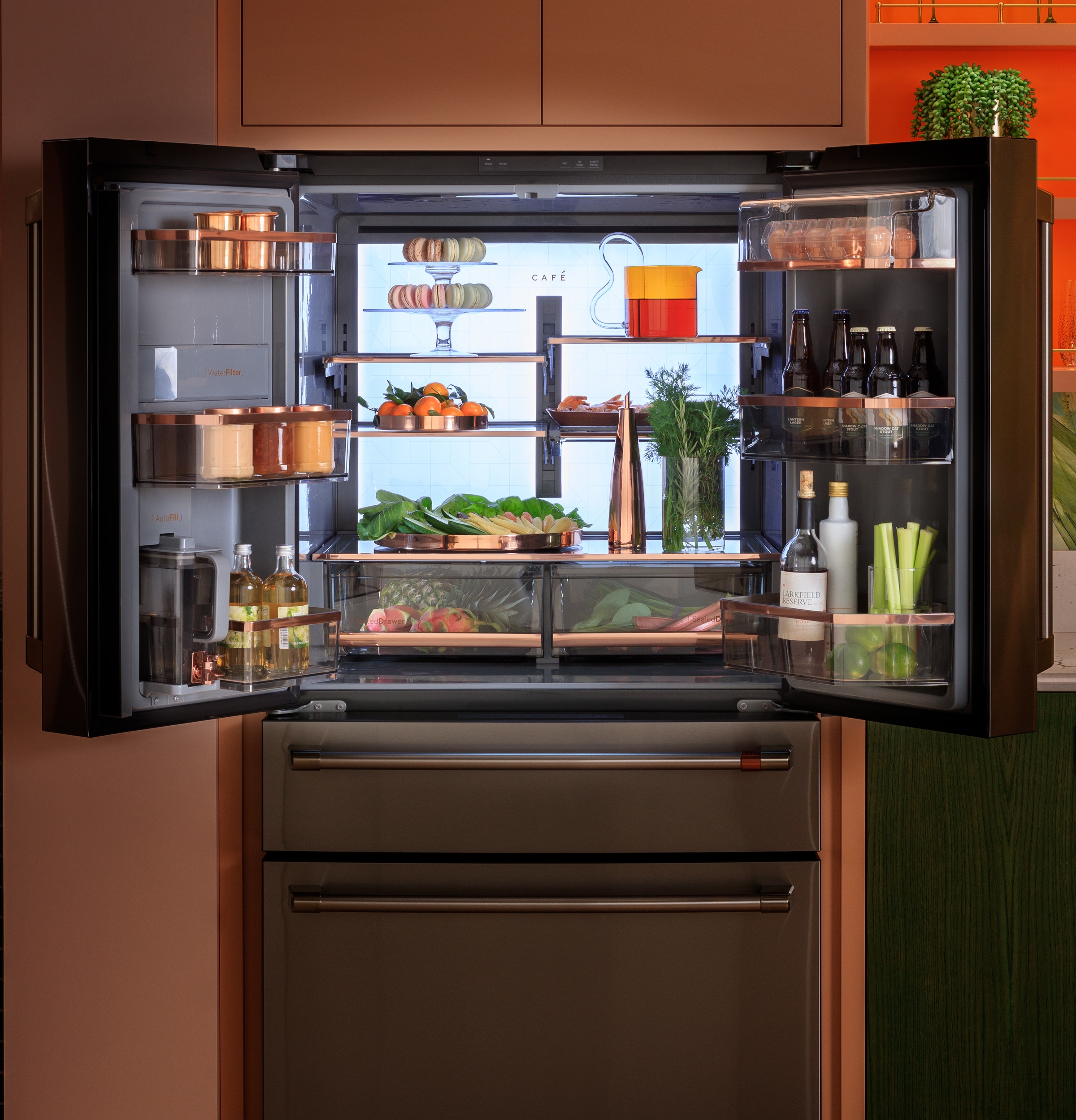Refrigerador francés de 23.2 pies cúbicos con profundidad de mostrador y 4 puertas, compatible con tecnología Smart, dispensador de agua e hielo (acero inoxidable) certificado ENERGY STAR.