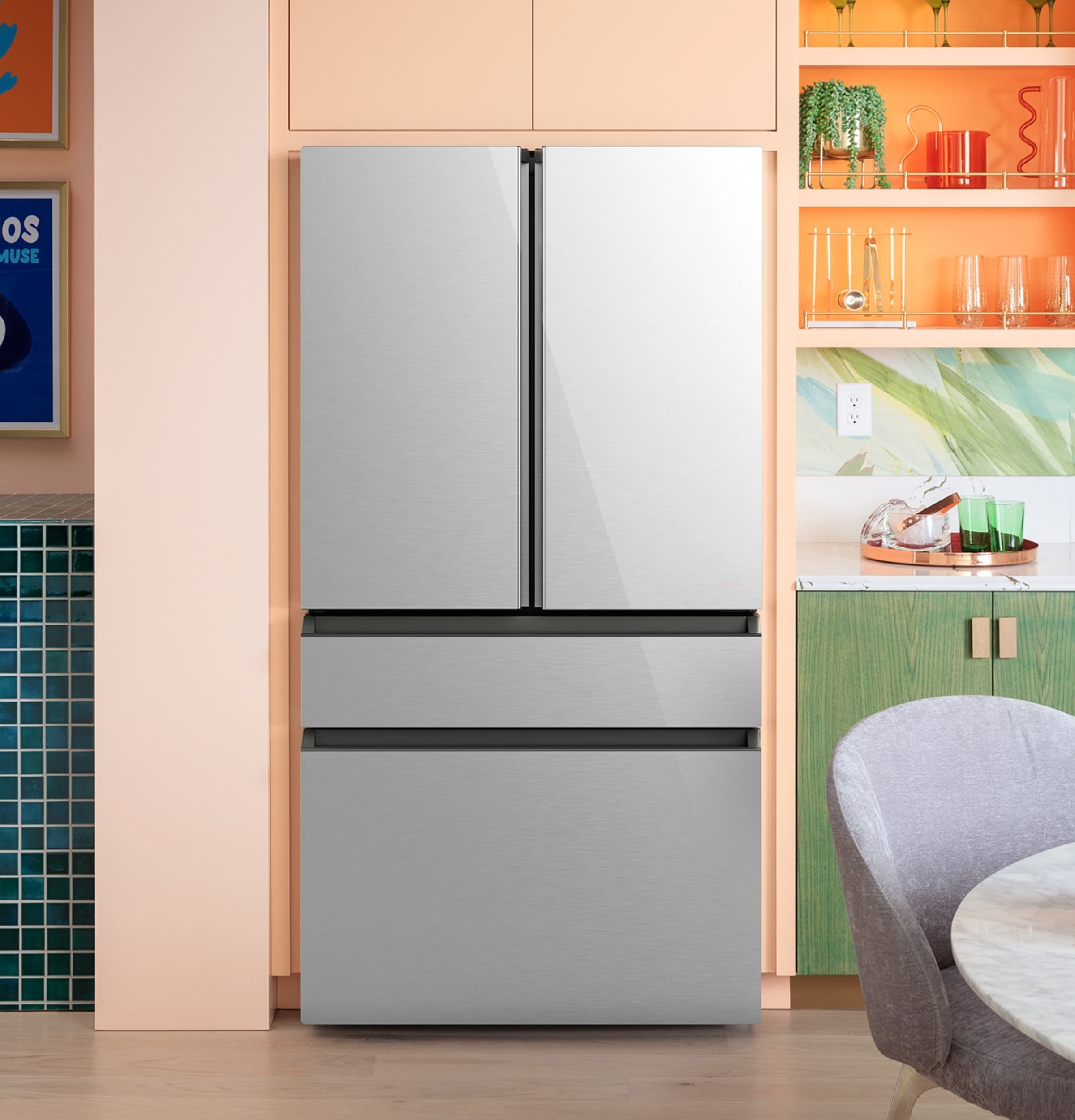 Refrigerador Francés de Puerta Cuádruple con Dispensador de Agua y Fabricador de Hielo, Compatible con Tecnología Inteligente, Profundidad Estándar de 28.7 pies cúbicos ( Vidrio Premium ) Certificado ENERGY STAR CGE29DM5TS5