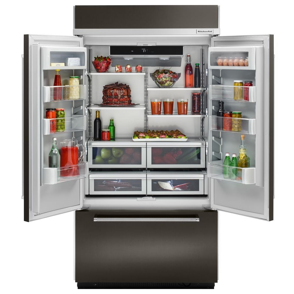 Refrigerador empotrable de puertas francesas estándar de 24.2 pies cúbicos de profundidad estándar de KitchenAid con fabricador de hielo (Negro Acero Inoxidable con PRINTSHIELD) Certificado ENERGY STAR KBFN502EBS