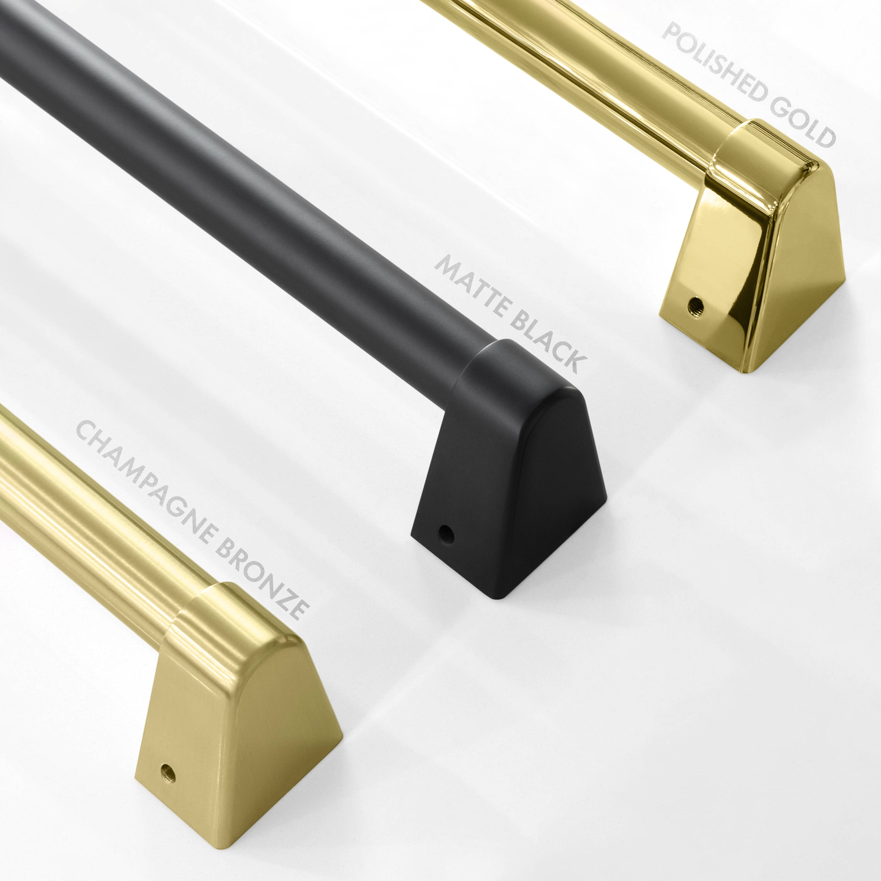 Refrigerador de Puerta Francesa de 4 Puertas ZLINE KITCHEN & BATH de Edición Autógrafa, con Dispensador de Hielo y Agua (Acero Inoxidable Negro Resistente a Huellas con Detalles en Oro Pulido) certificado ENERGY STAR de 21.6 pies cúbicos de profundidad de mostrador RFMZ-W-36-BS-G