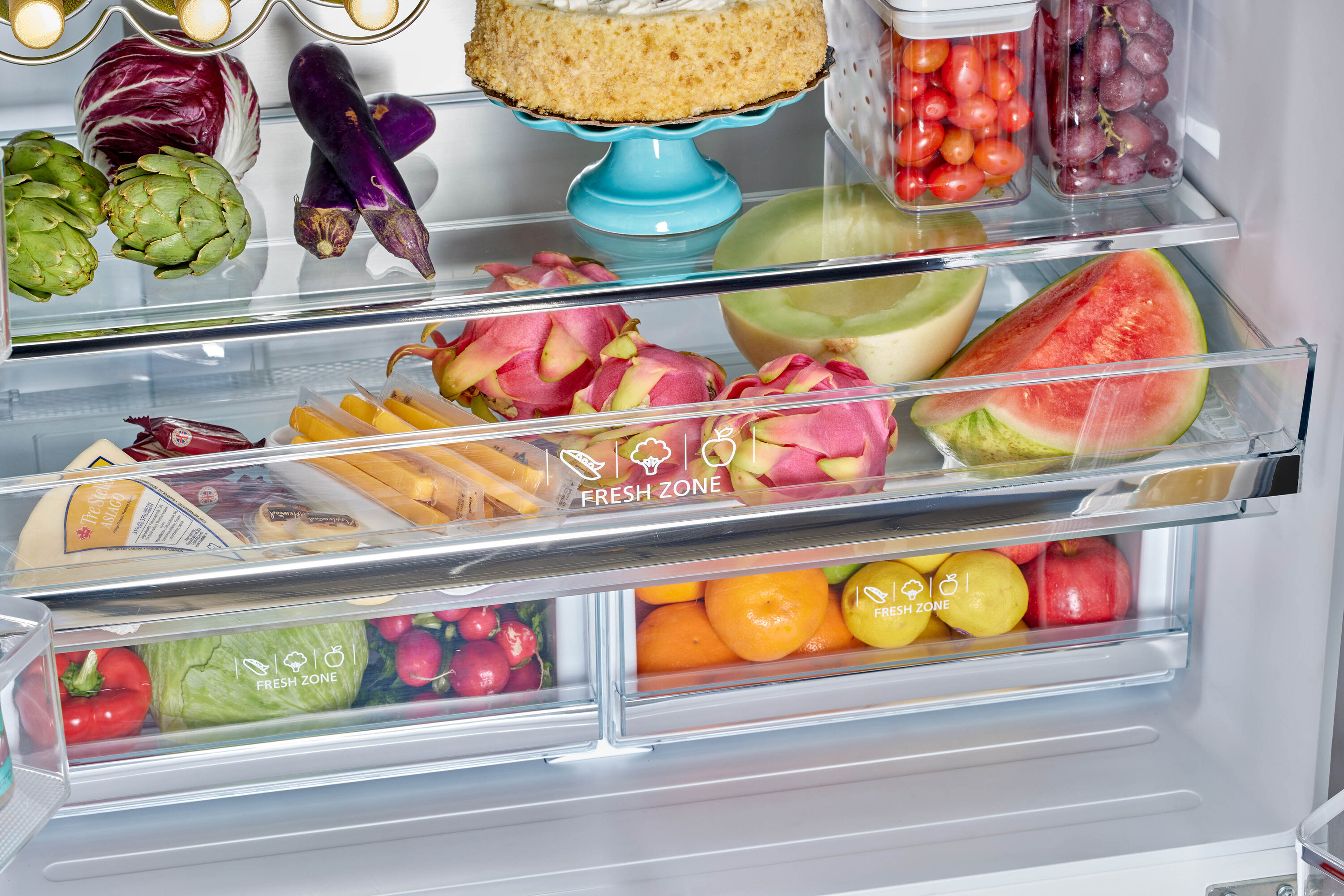 Refrigerador Francés de 3 Puertas Retro Clásico ÚNICO de Profundidad Contrapesada de 21.4 pies cúbicos con Fabricador y Dispensador de Hielo (Negro Medianoche) Certificado ENERGY STAR UGP-595L B AC