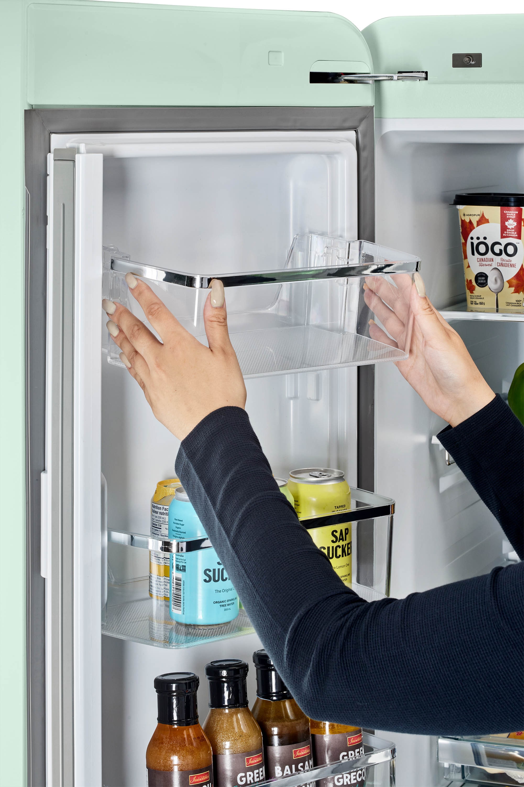 Refrigerador francés de 3 puertas retro clásico único de 21.4 pies cúbicos de profundidad de mostrador con fabricador de hielo y dispensador de hielo (Verde Menta de Verano) Certificado ENERGY STAR UGP-595L LG AC