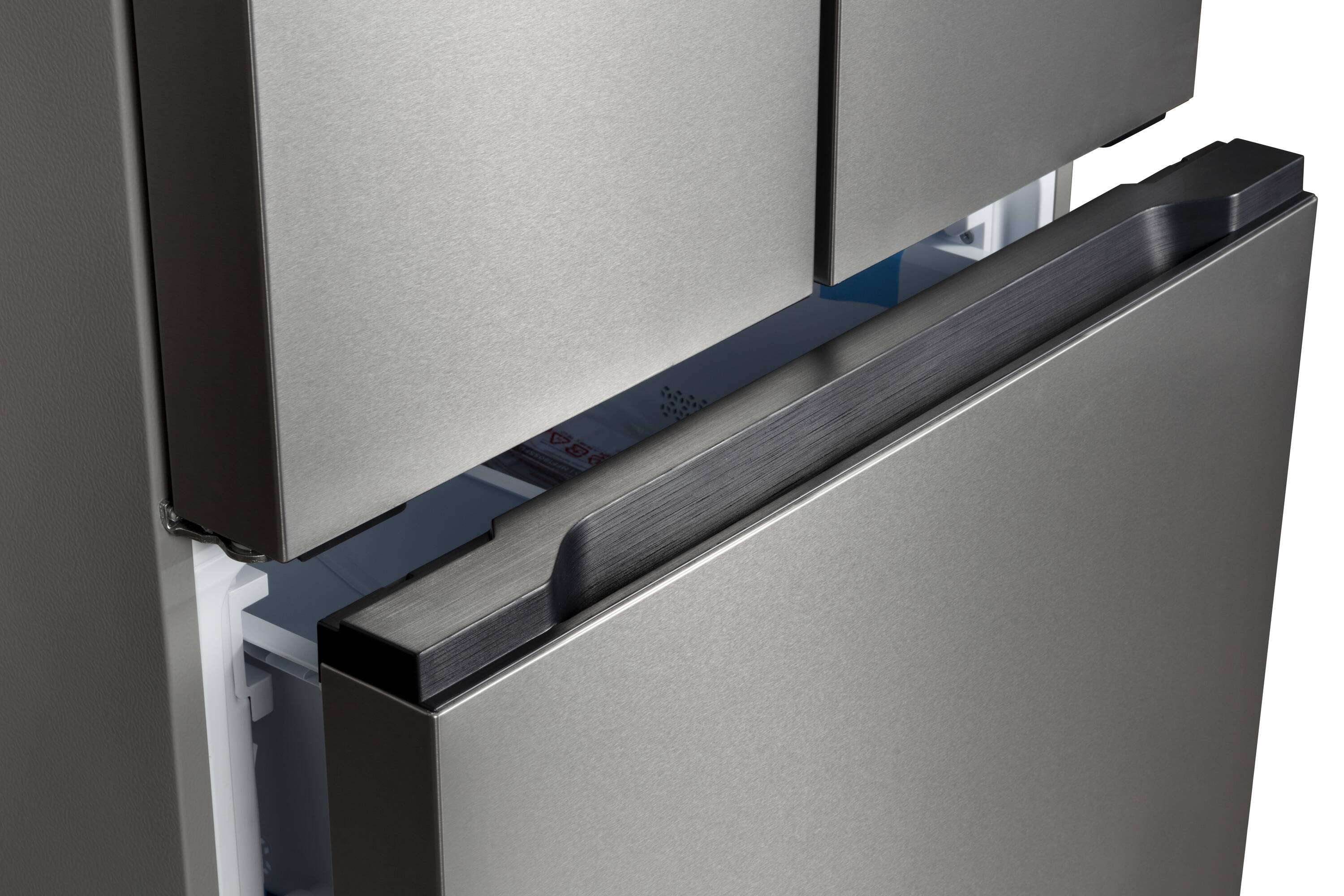 Refrigerador Hamilton Beach de 3 puertas estilo francés, con capacidad de 29.88 pies cúbicos y profundidad ajustada al mostrador (acero inoxidable) certificado ENERGY STAR HZ0771