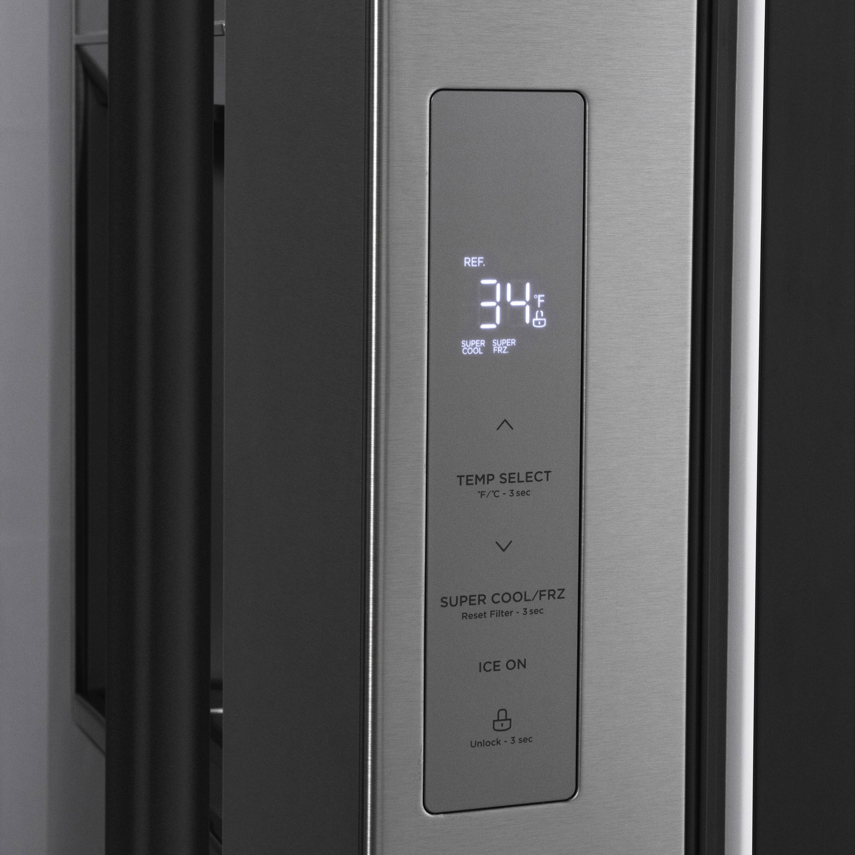 Refrigerador Tipo Francés de 3 Puertas con Dispensador de Hielo y Agua (Acero Inoxidable con Mango Negro Mate) con Certificación ENERGY STAR de 28.9 pies cúbicos de Profundidad Estándar de ZLINE KITCHEN & BATH (RSMZ-W-36-MB)