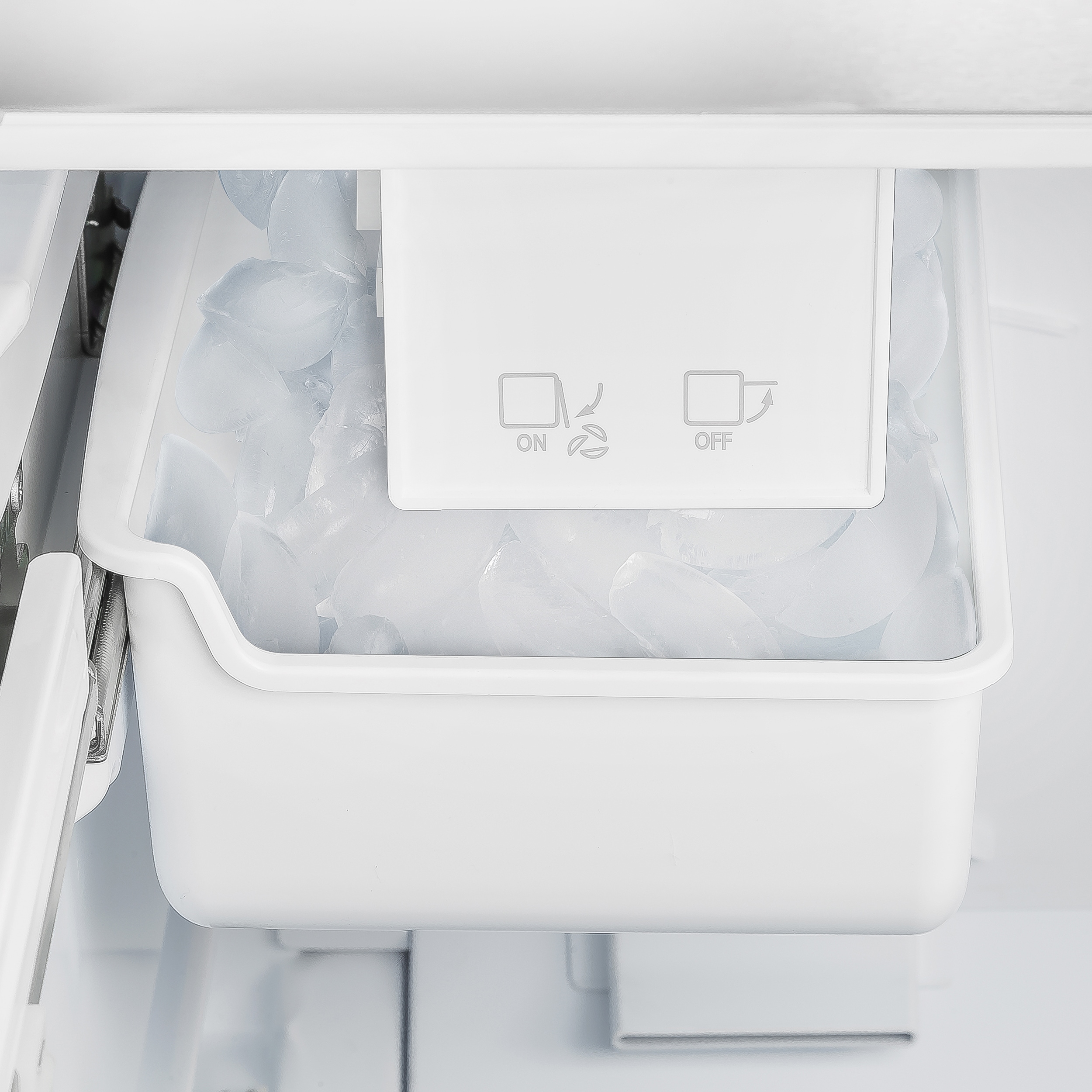 Refrigerador Francés de Puerta con Dispensador de Hielo "Gallipoli" de Espresso para Mostrador con 17.5 pies cúbicos de Capacidad y Certificación ENERGY STAR - Blanco