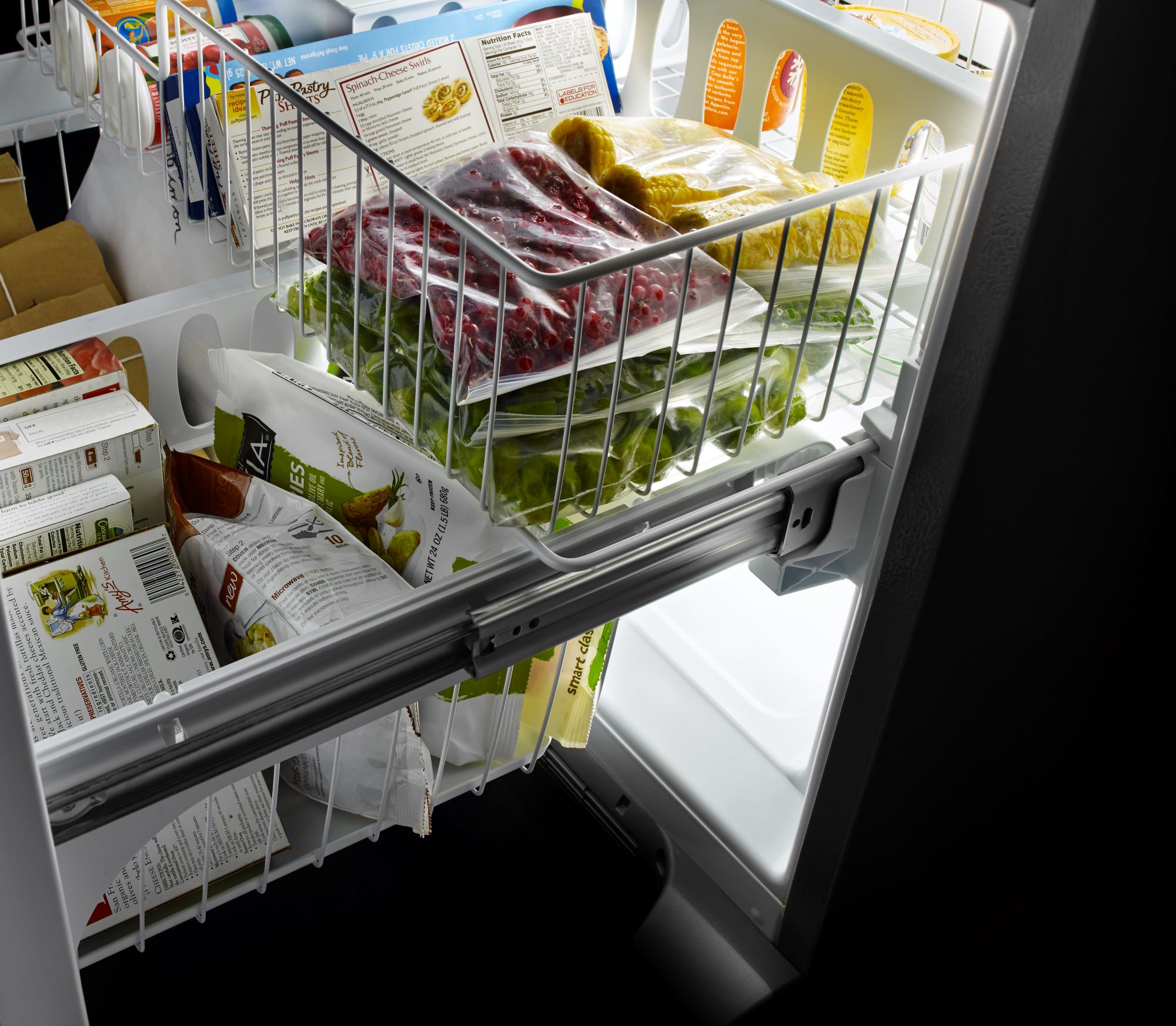Refrigerador Francés de Puertas Triples con profundidad estándar de 22.1 pies cúbicos (Negro) Certificado ENERGY STAR
