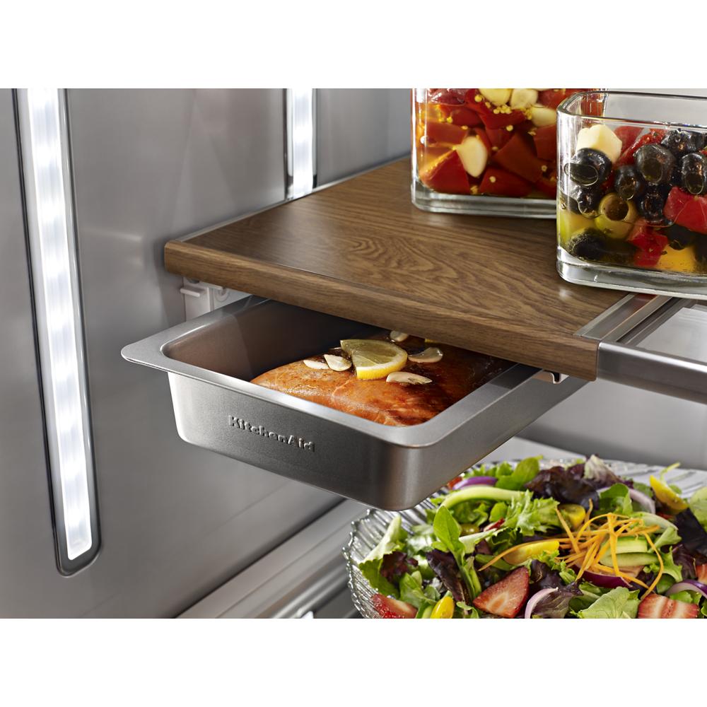 Refrigerador francés con dispensador de hielo y agua de 23.8 pies cúbicos con puerta francesa de 3 puertas y profundidad de mostrador de KitchenAid (Acero inoxidable con acabado PRINTSHIELD) KRFC704FPS