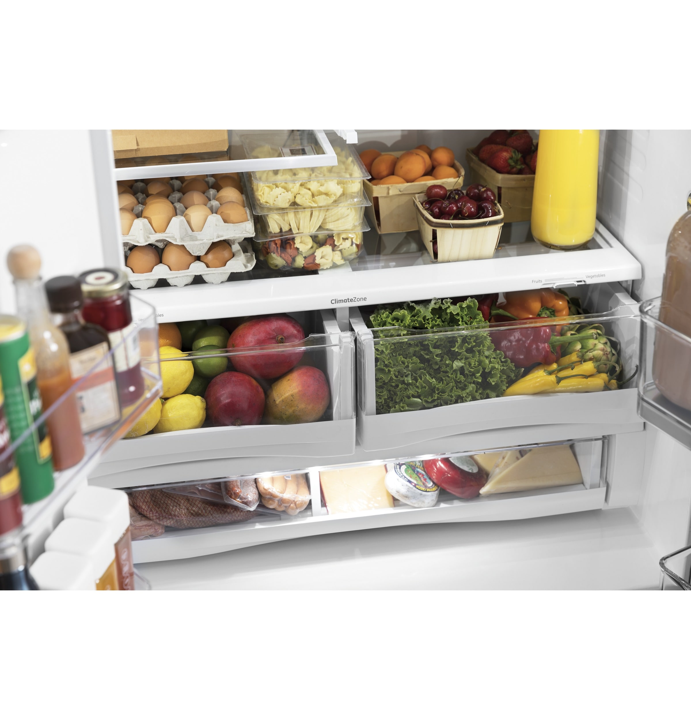 Refrigerador Francés de Tres Puertas con Dispensador de Agua y Hielo (Negro Acero Inoxidable) Certificado por ENERGY STAR - Modelo GE Profile con Capacidad Estándar de 27.8 pies cúbicos