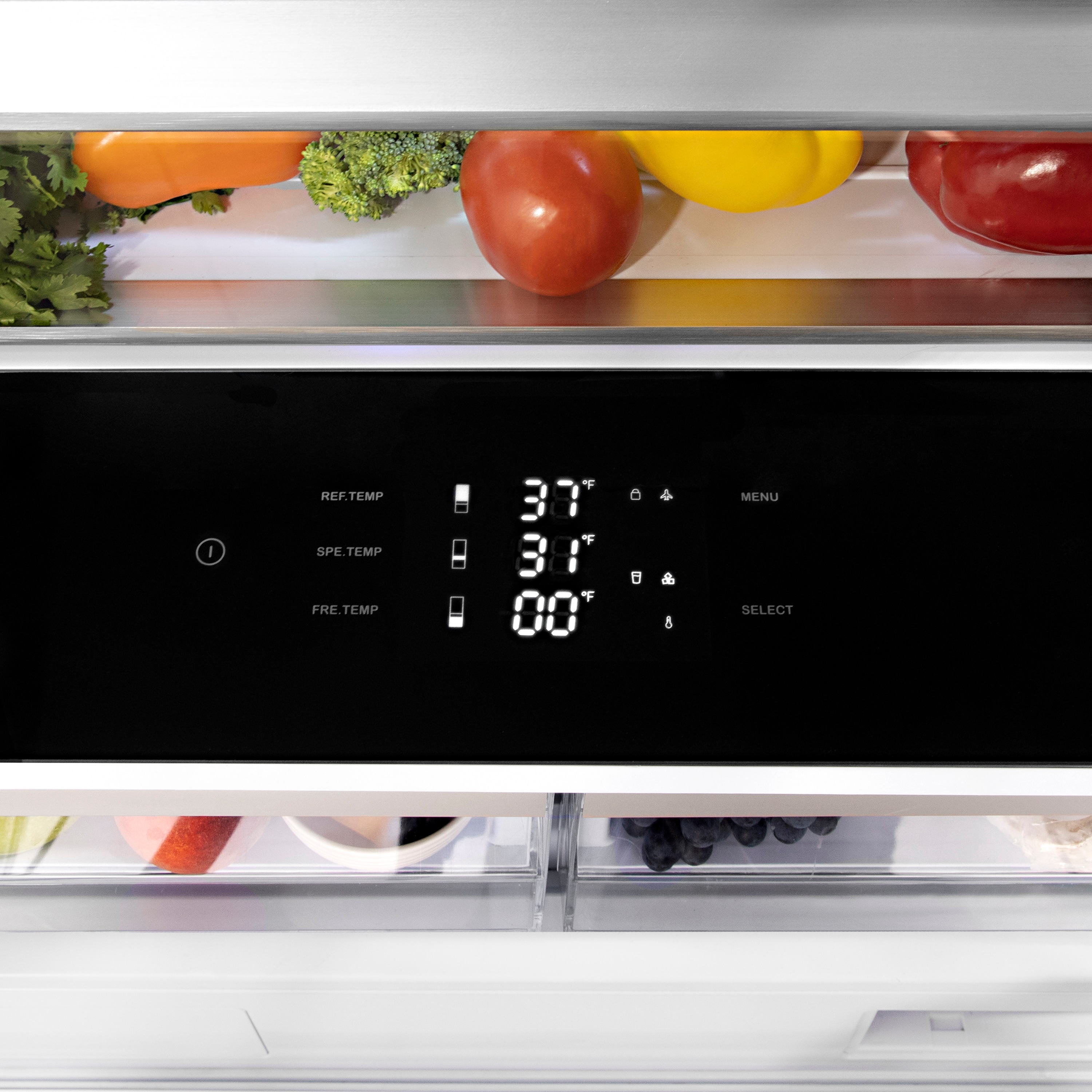 Refrigerador empotrado de puertas francesas con fabricador de hielo, dispensador de agua e hielo (listo para panel) con certificación ENERGY STAR de 32.2 pies cúbicos de profundidad de mostrador de ZLINE KITCHEN & BATH