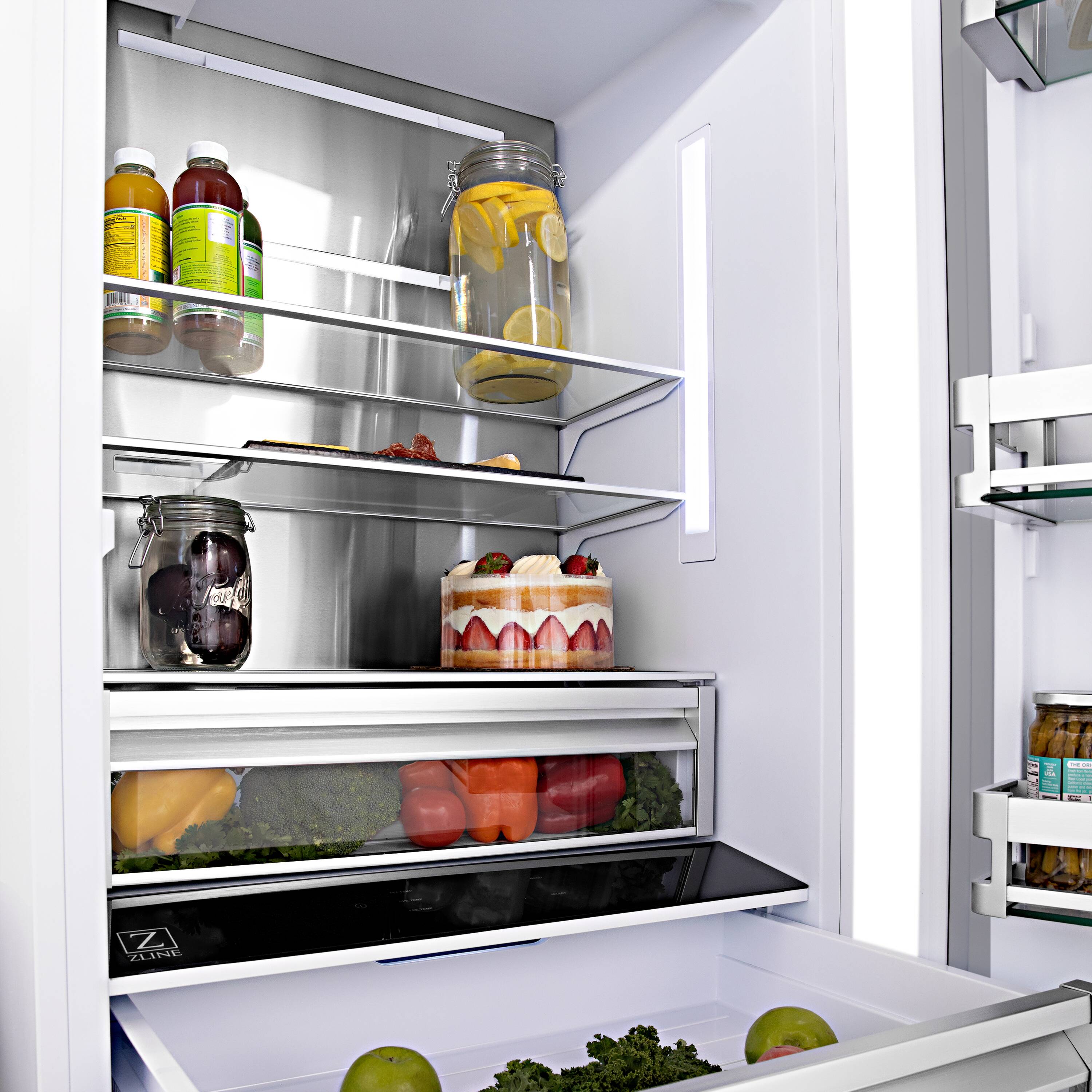 Refrigerador empotrado de puertas francesas con fabricador de hielo y dispensador de agua y hielo (Panel listo para personalizar) certificado por ENERGY STAR de 19.6 pies cúbicos de capacidad y profundidad de mostrador ZLINE KITCHEN & BATH
