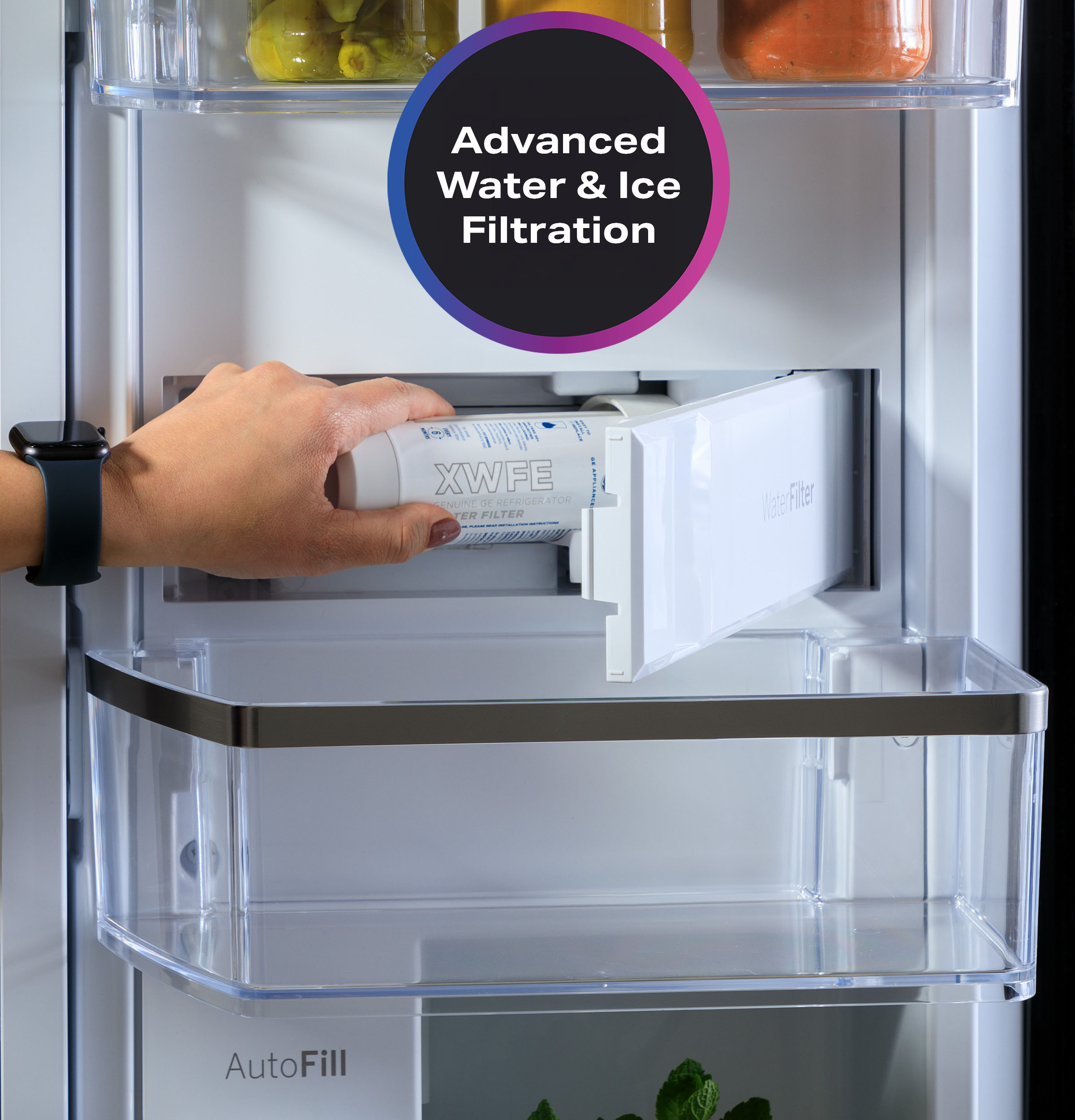 Refrigerador Francés de 4 puertas con dispensador de hielo y agua, y puerta dentro de puerta, resistente a huellas dactilares, certificado ENERGY STAR GE Profile de 28 pies cúbicos de profundidad estándar y compatible con tecnología inteligente_PAD28BYTFS