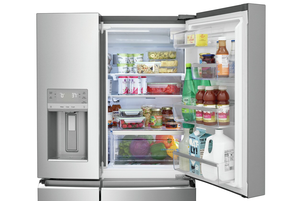 Refrigerador francés de 4 puertas con dispensador de hielo y agua, resistente a huellas dactilares, certificado ENERGY STAR de Frigidaire Gallery de 21.5 pies cúbicos de profundidad de mostrador.