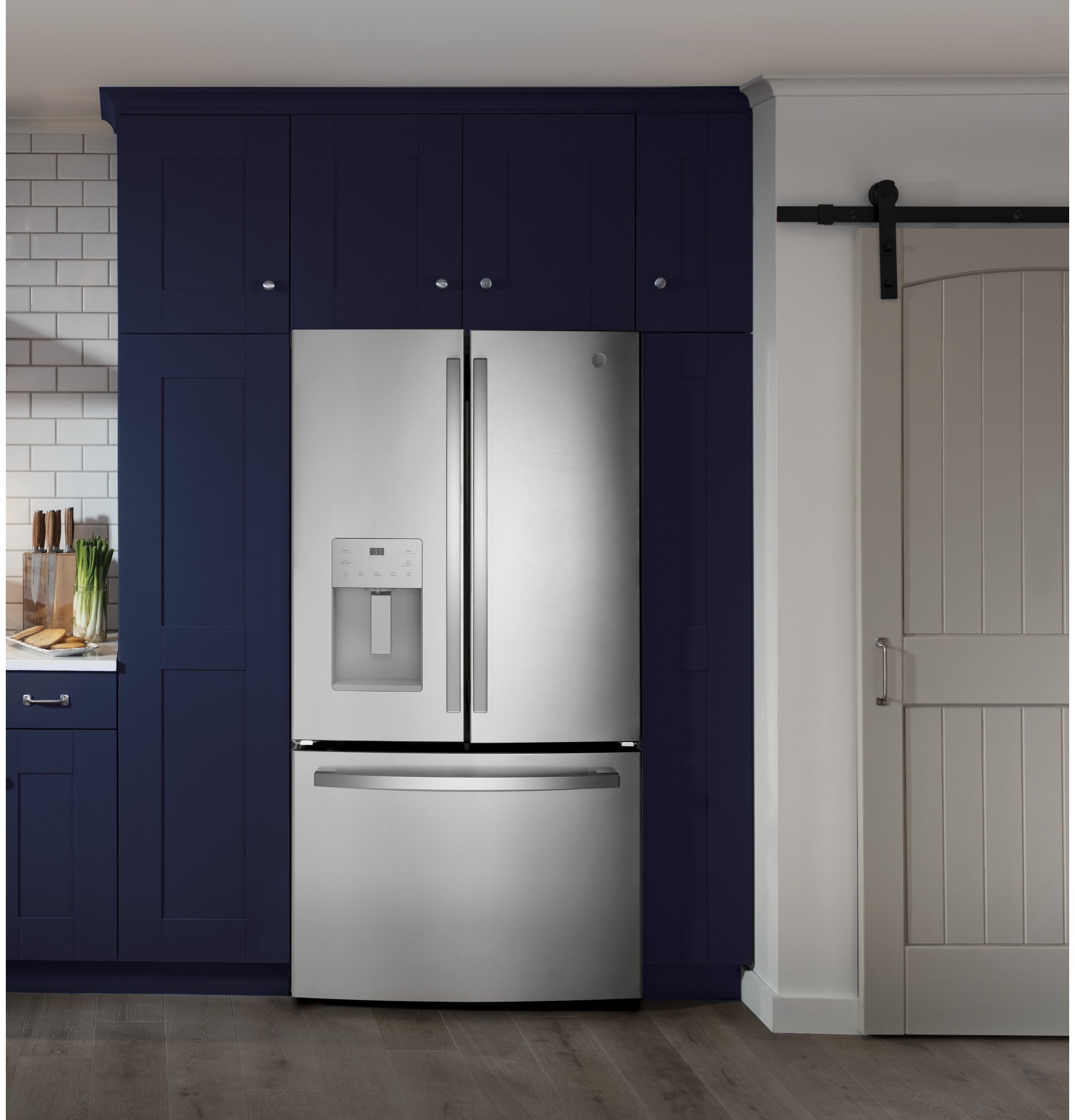 Refrigerador de puertas francesas de 25.6 pies cúbicos con fabricador de hielo, dispensador de agua y hielo (Acero inoxidable resistente a huellas dactilares) ENERGY STAR