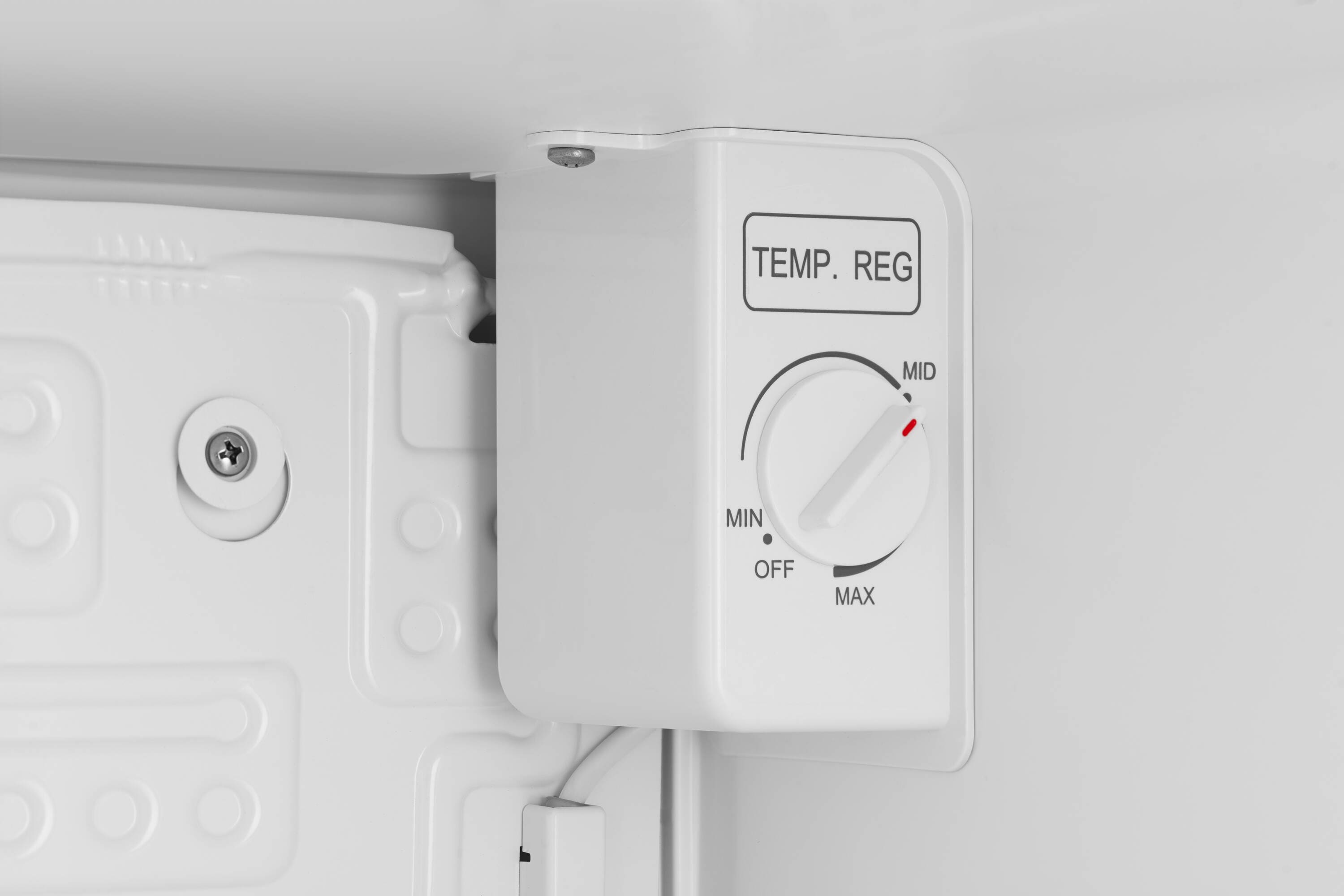 Refrigerador pequeño de Hisense de 1.6 pies cúbicos (Negro) Ahorro de energía ENERGY STAR HRC016ABE