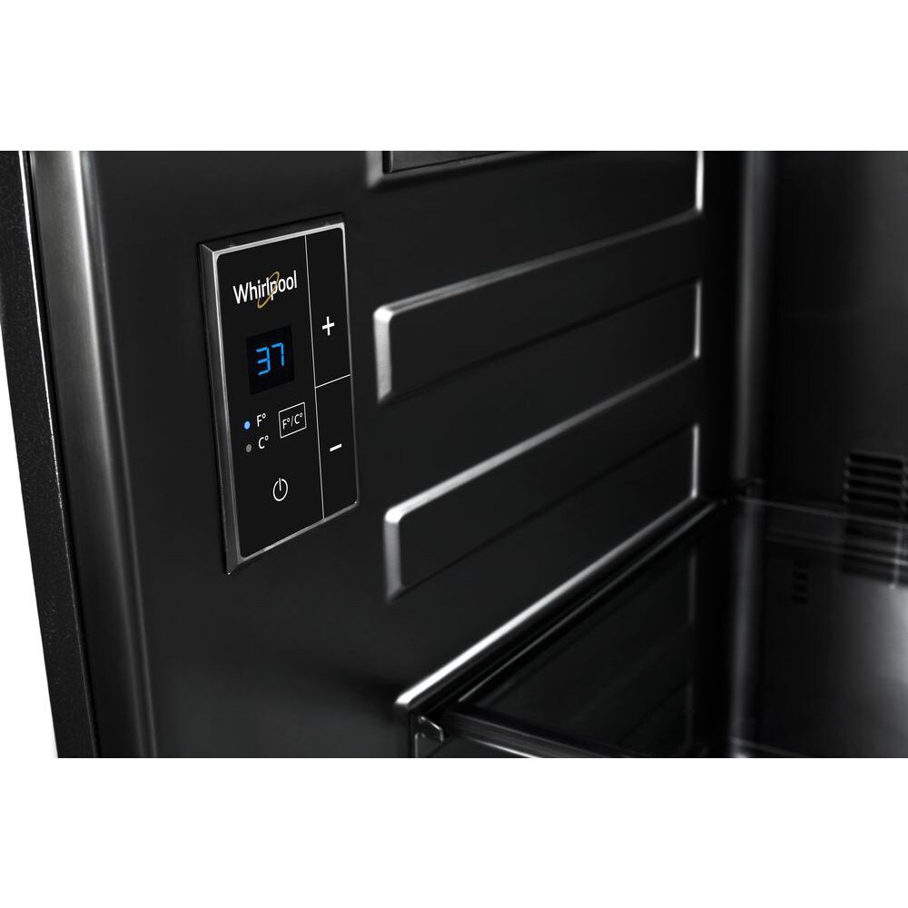Refrigerador Empotrado de Acero Inoxidable de 5.1 pies cúbicos Whirlpool con certificación ENERGY STAR WUR35X24HZ