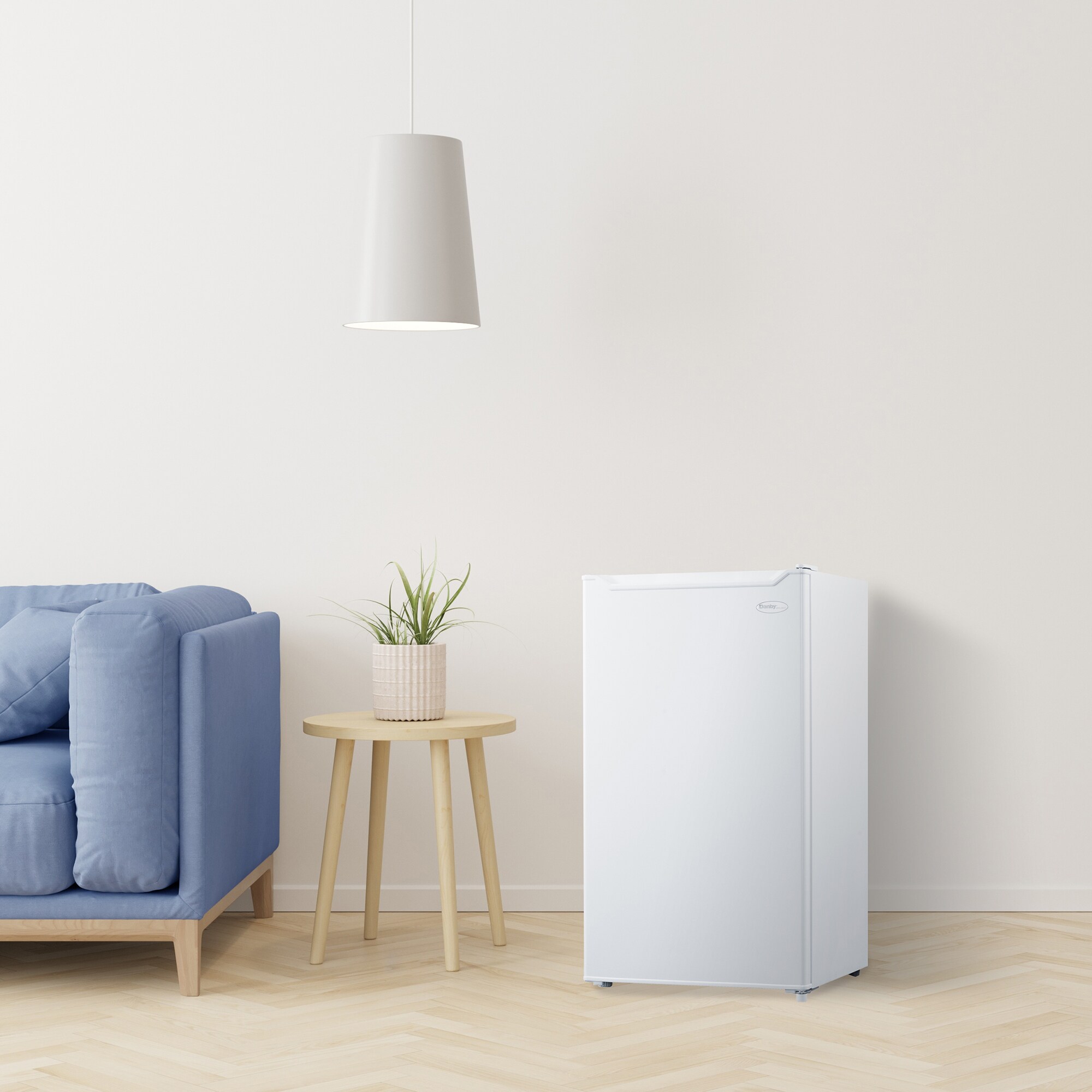 Refrigerador Mini Danby de 3.2 pies cúbicos (Blanco) con certificación ENERGY STAR DAR032B2WM