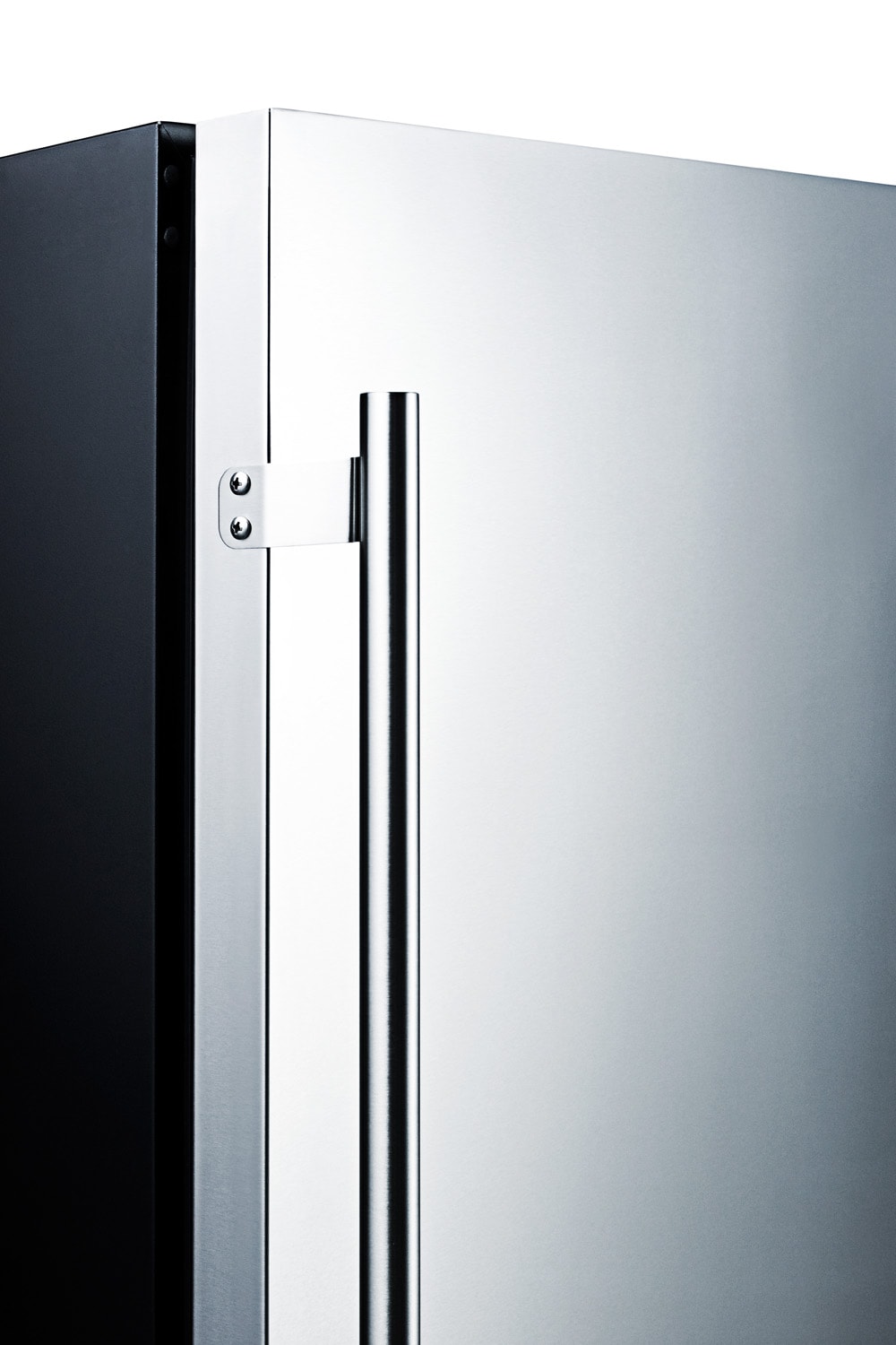 Refrigerador Empotrado Mini de 4.6 pies cúbicos (Puerta de acero inoxidable y gabinete negro) FF64BSS