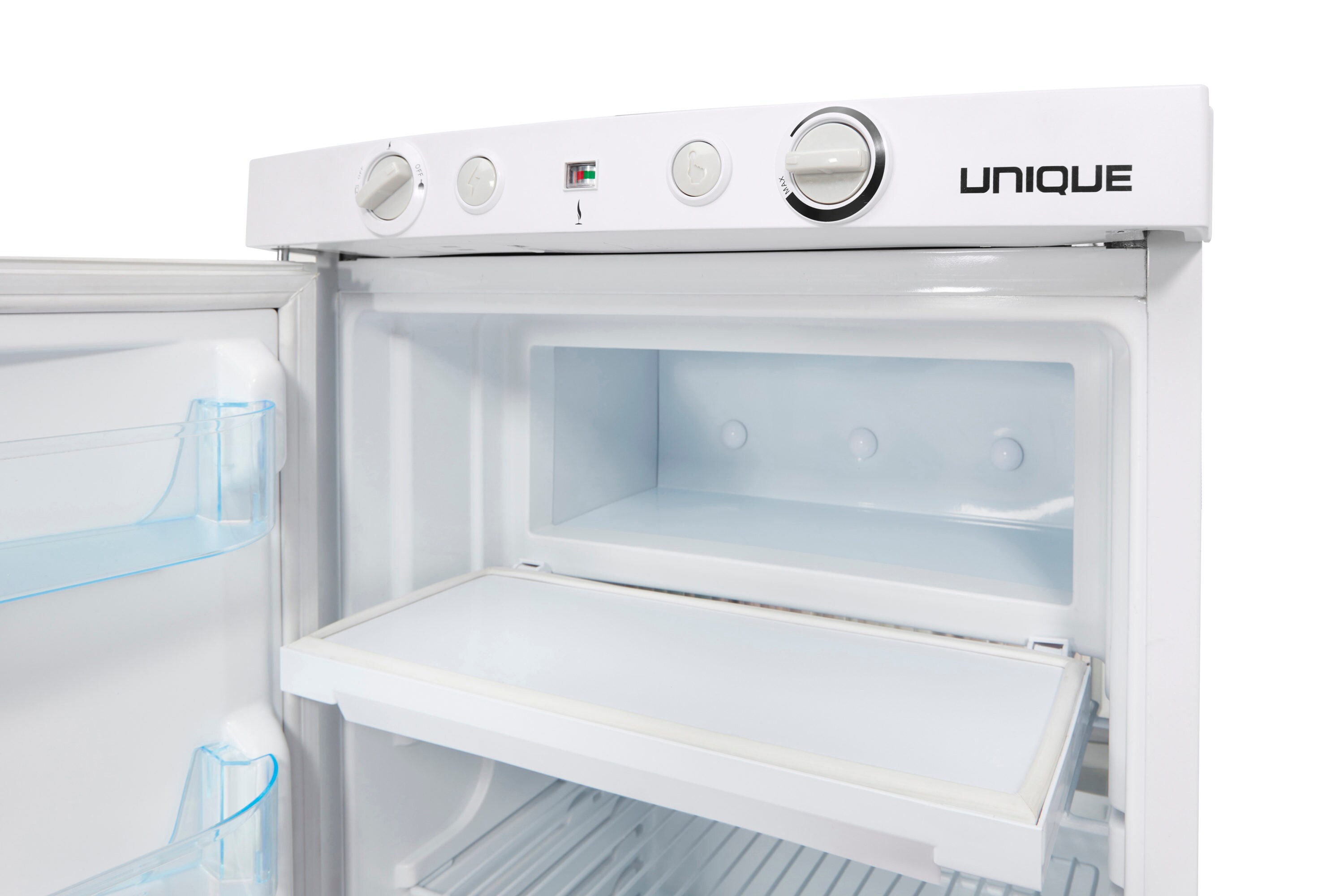 Refrigerador Mini con Congelador de 3.4 pies cúbicos ÚNICO sin Conexión a la Red (Blanco) UGP-3 SM W
