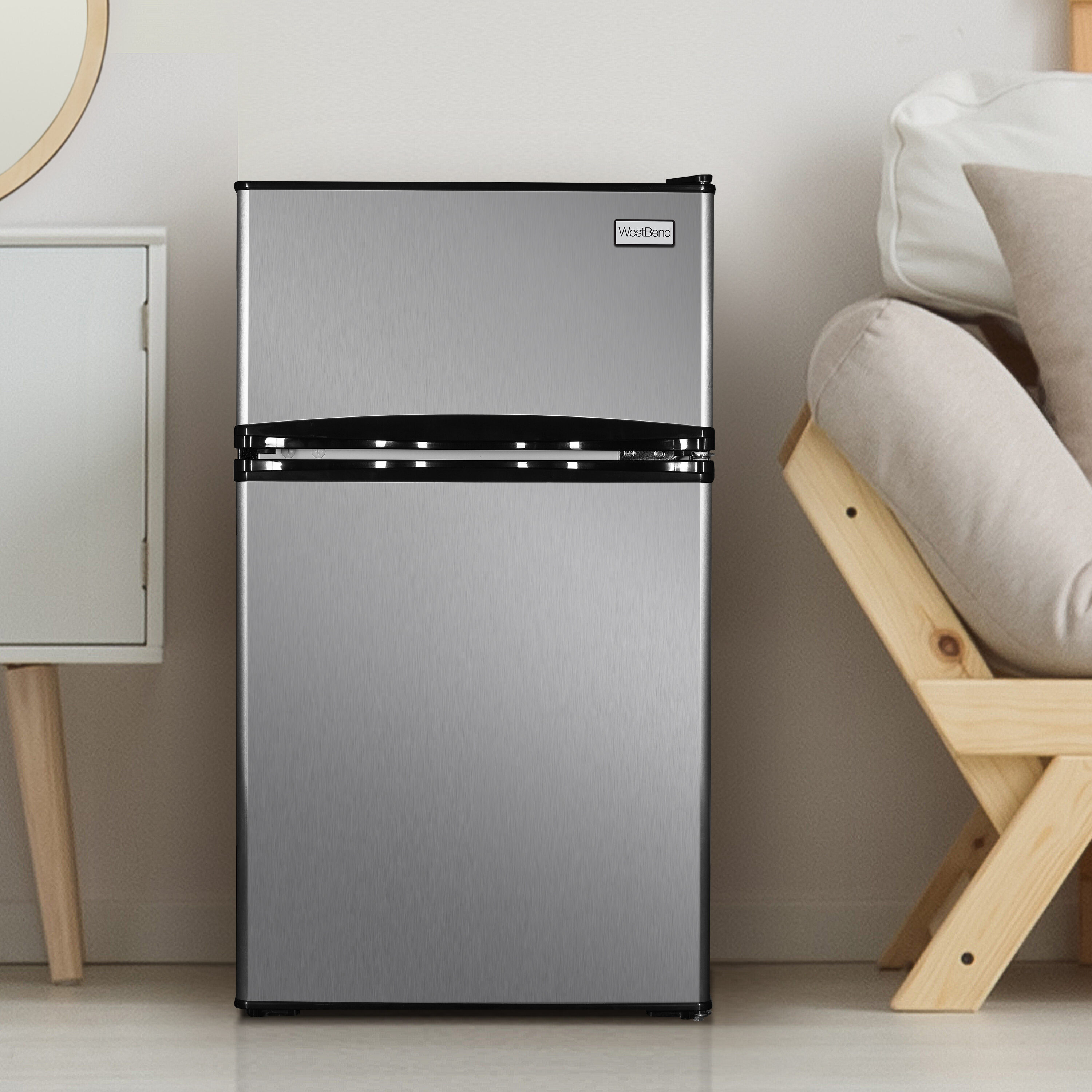 Refrigerador Mini de 4.1 pies cúbicos con congelador (Acero inoxidable) ENERGY STAR de West Bend