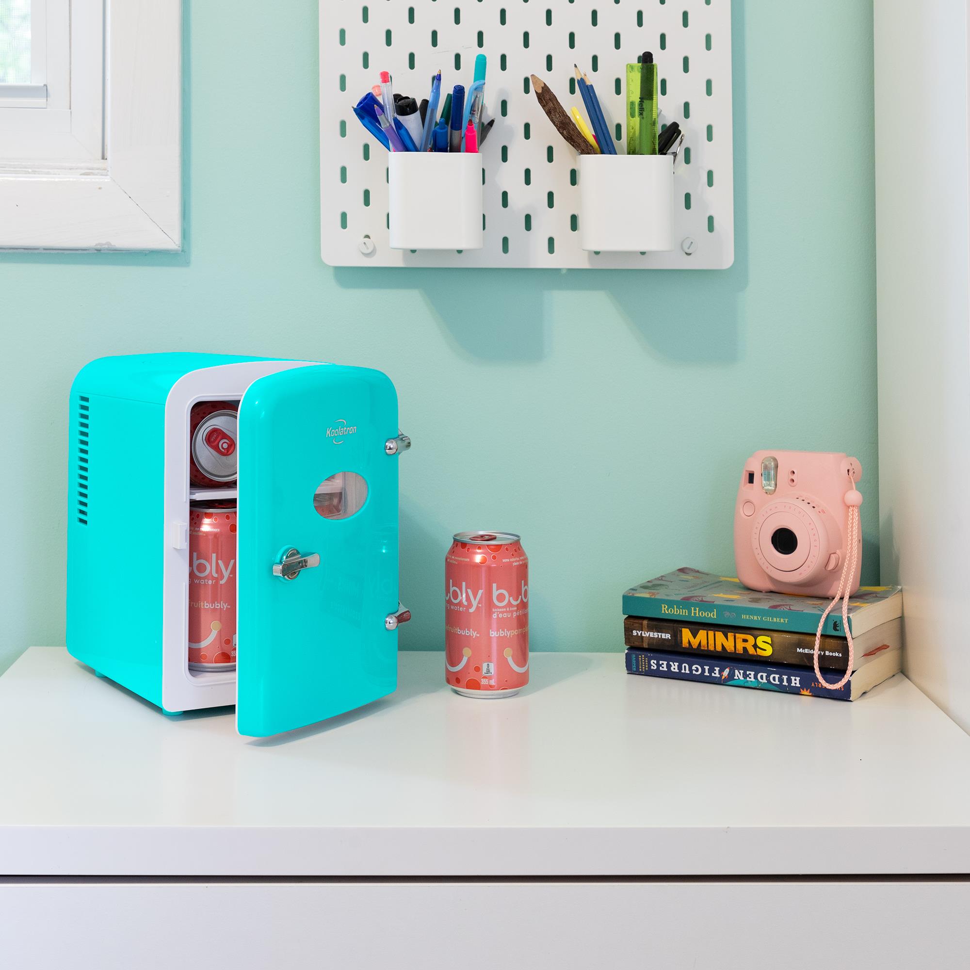 Refrigerador portátil retro de 4 litros para 6 latas personales 0.14 pies cúbicos (verde) KRT04-G
