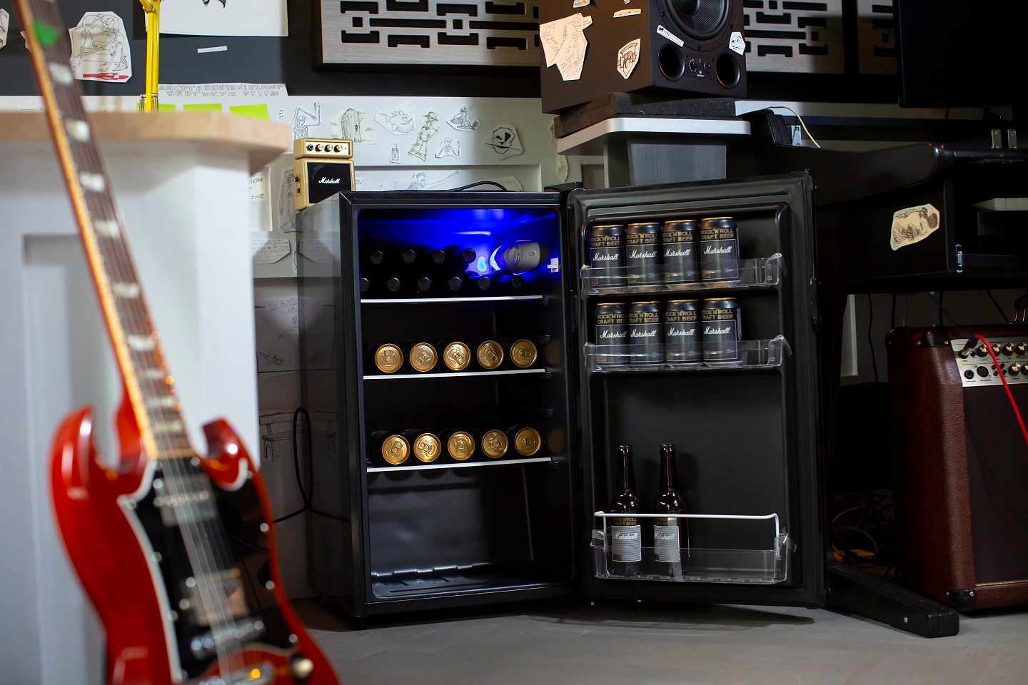 Refrigerador Mini Marshall de 3.2 pies cúbicos (Negro) Listo para el Garaje MF3.2BLK-NA-U