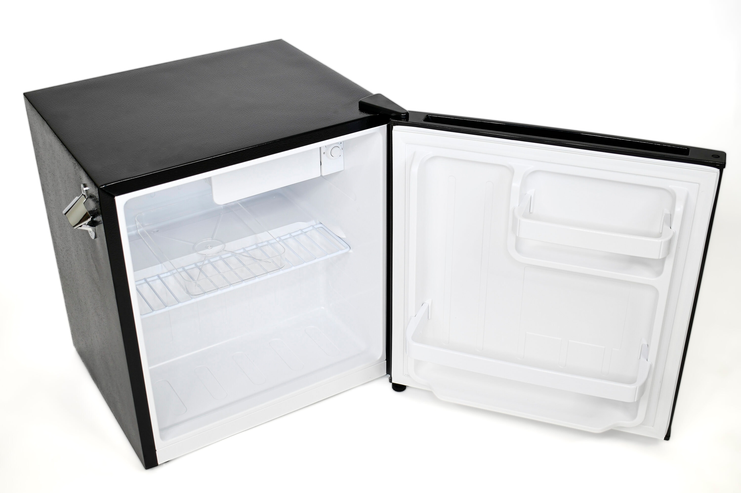 Refrigerador pequeño Frigidaire de 1.6 pies cúbicos con congelador (Negro) EFR176-NEGRO
